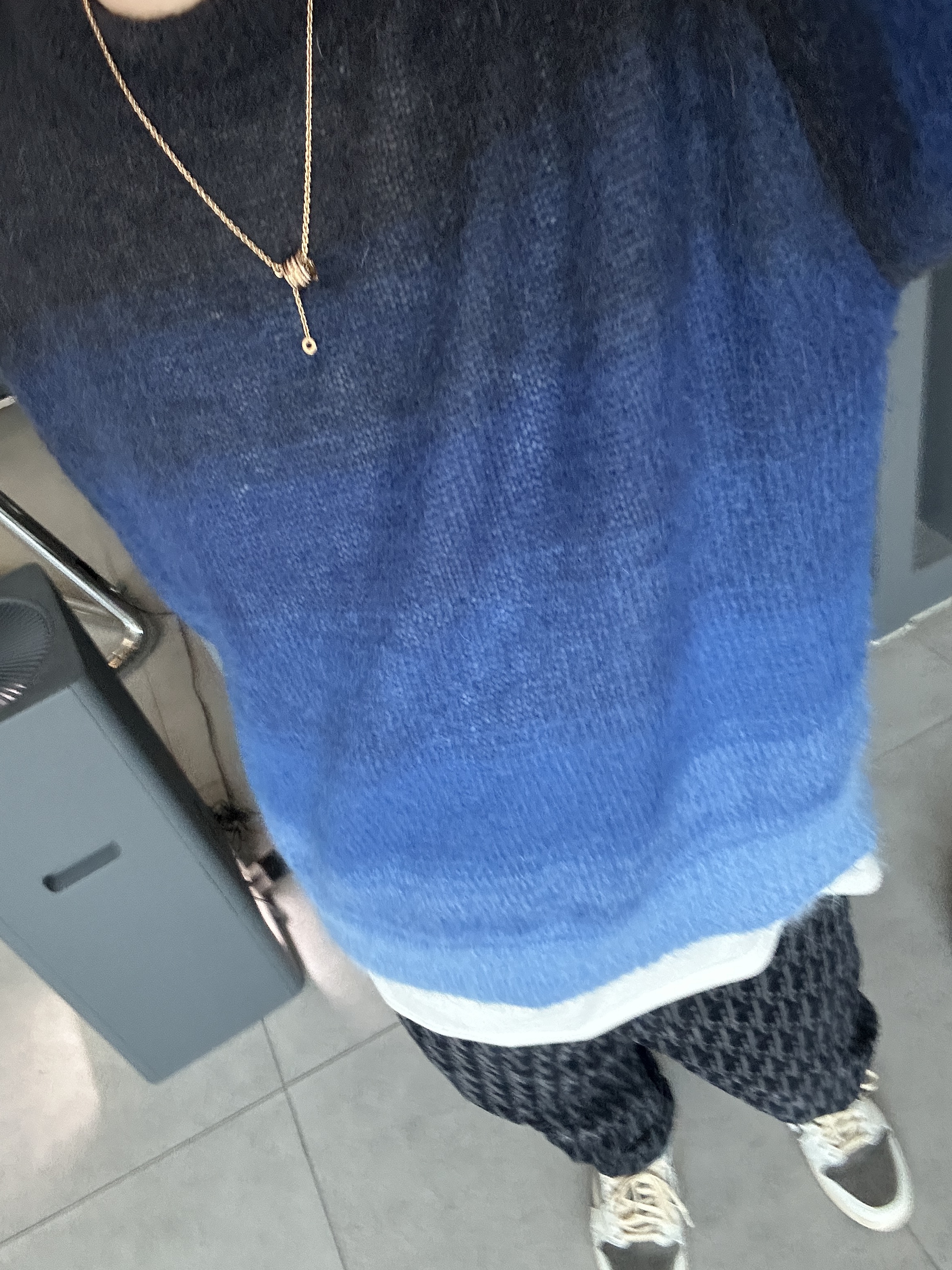 Jordan 1 x Travis Scott Retro Low OG SP Sail and Ridgerock, Isabel Marant Drussellh Sweater Navy - 21FW 착용 스타일 - 1