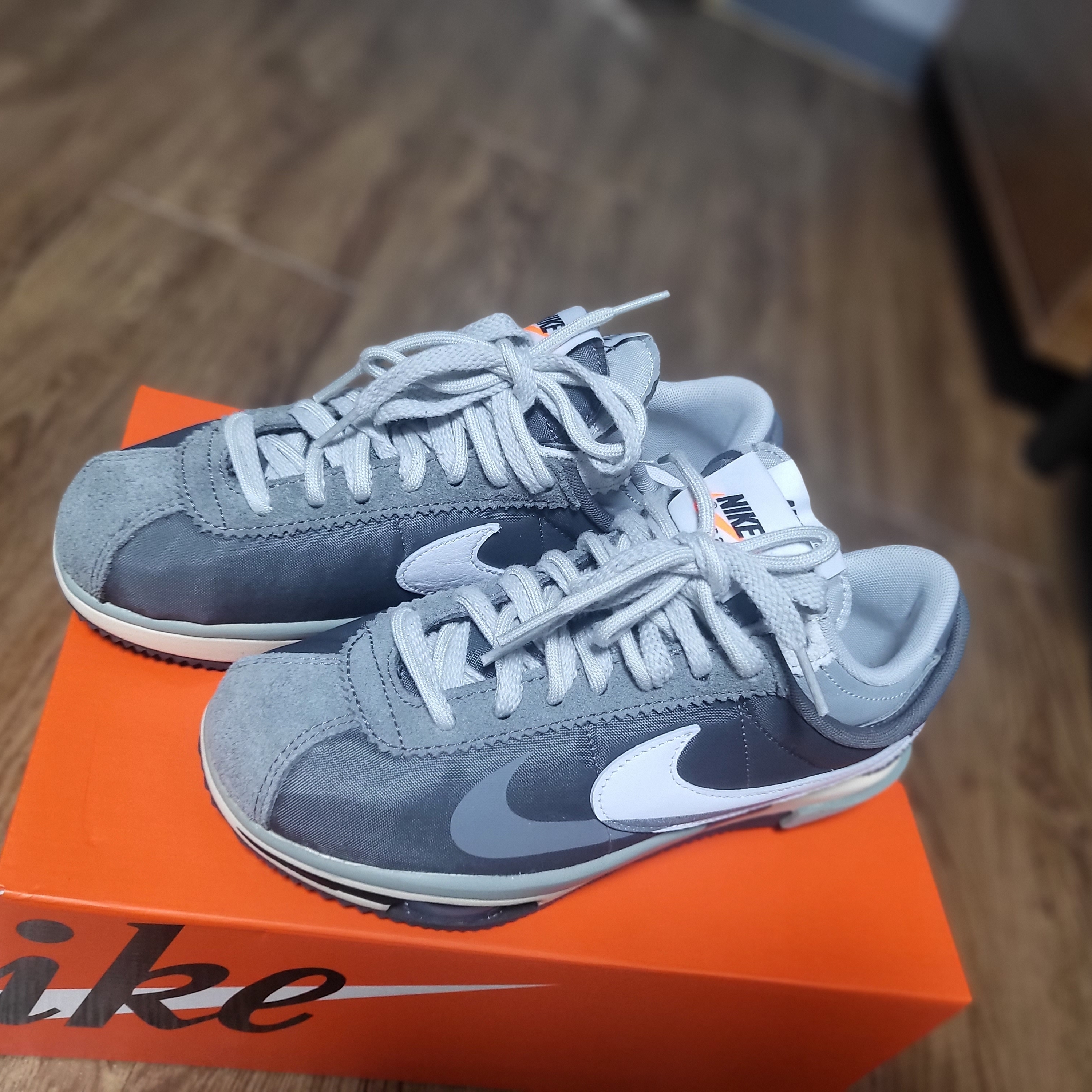 Nike x Sacai Zoom Cortez SP Iron Grey 착용 스타일 - 1