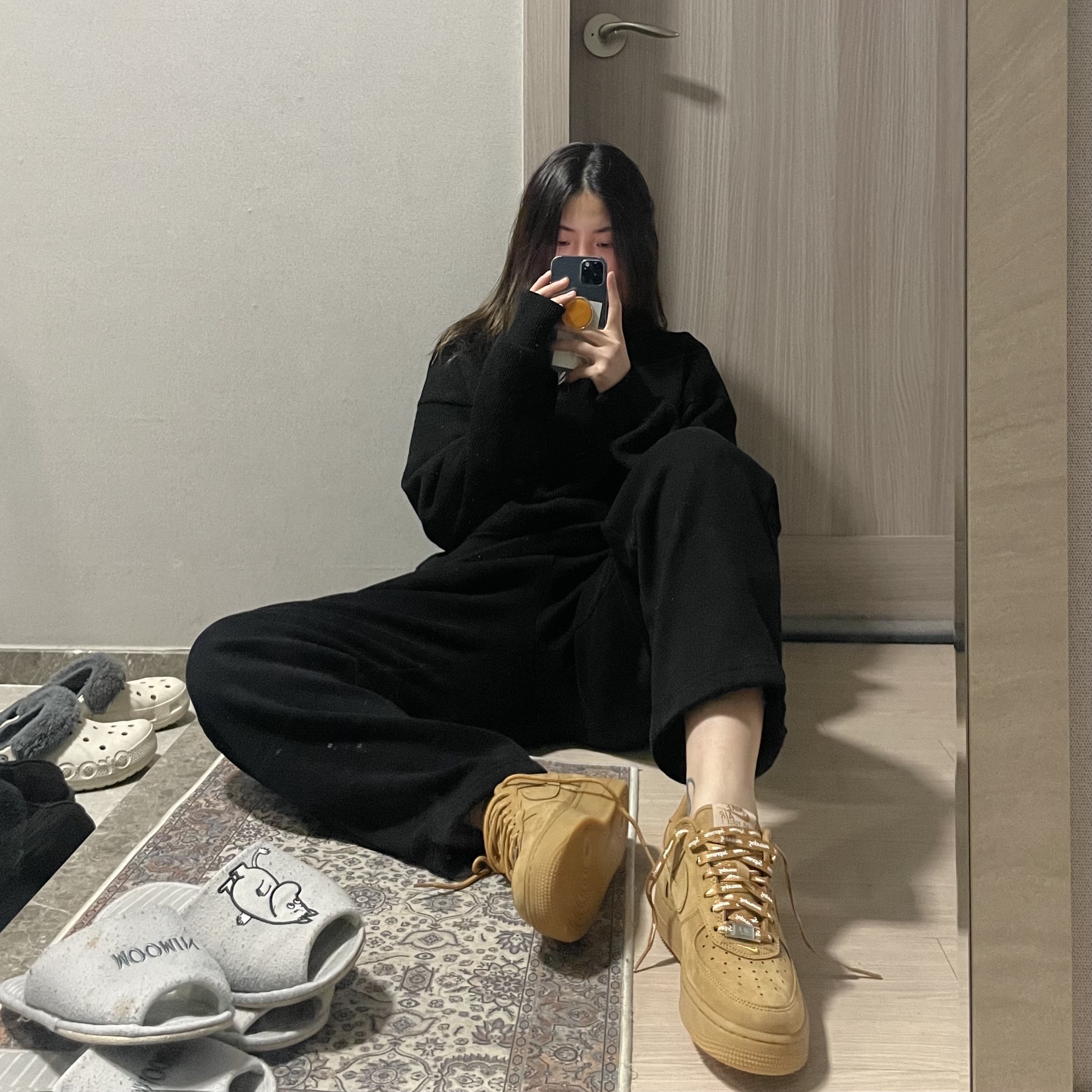 Nike x Supreme Air Force 1 Low Flax 착용 스타일 - 1