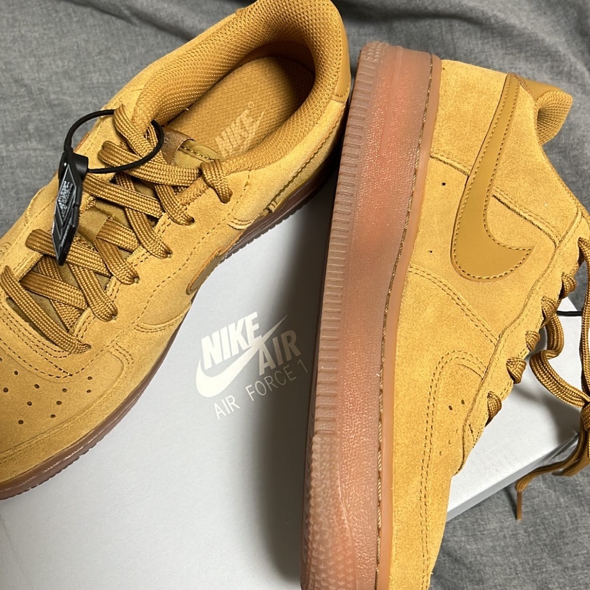 (GS) Nike Air Force 1 LV8 3 Wheat 착용 스타일