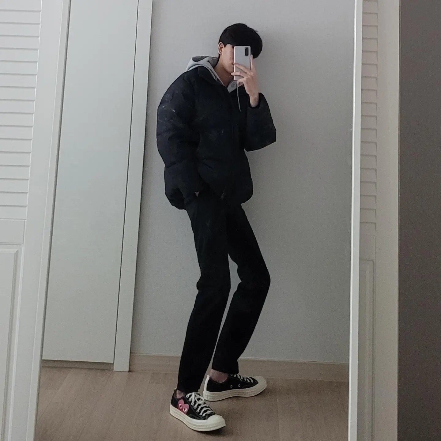Converse x Play Comme des Garcons Chuck 70 Ox Black 착용 스타일