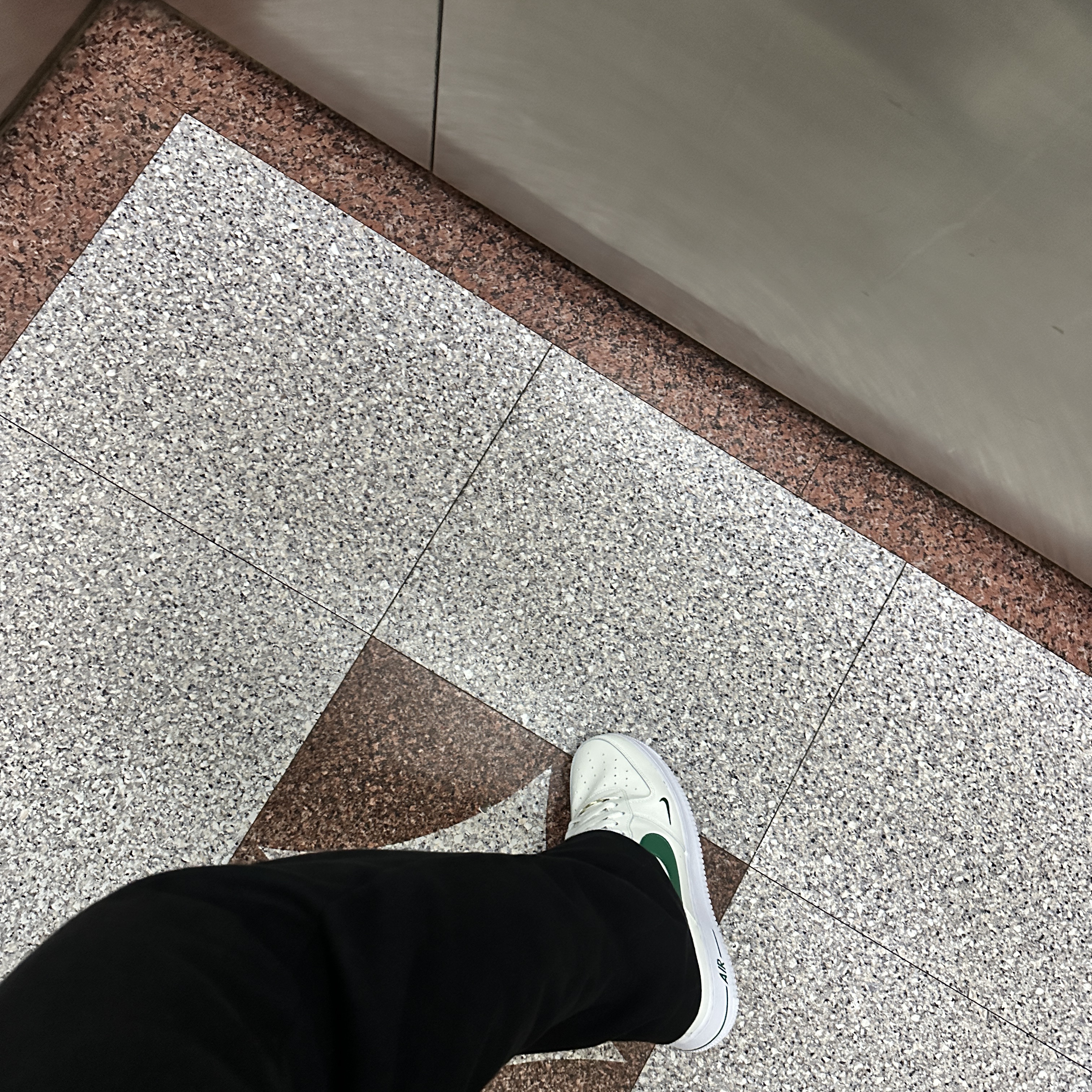 Nike Air Force 1 '07 LV8 40th Anniversary Join Forces Sail Malachite 착용 스타일 - 3