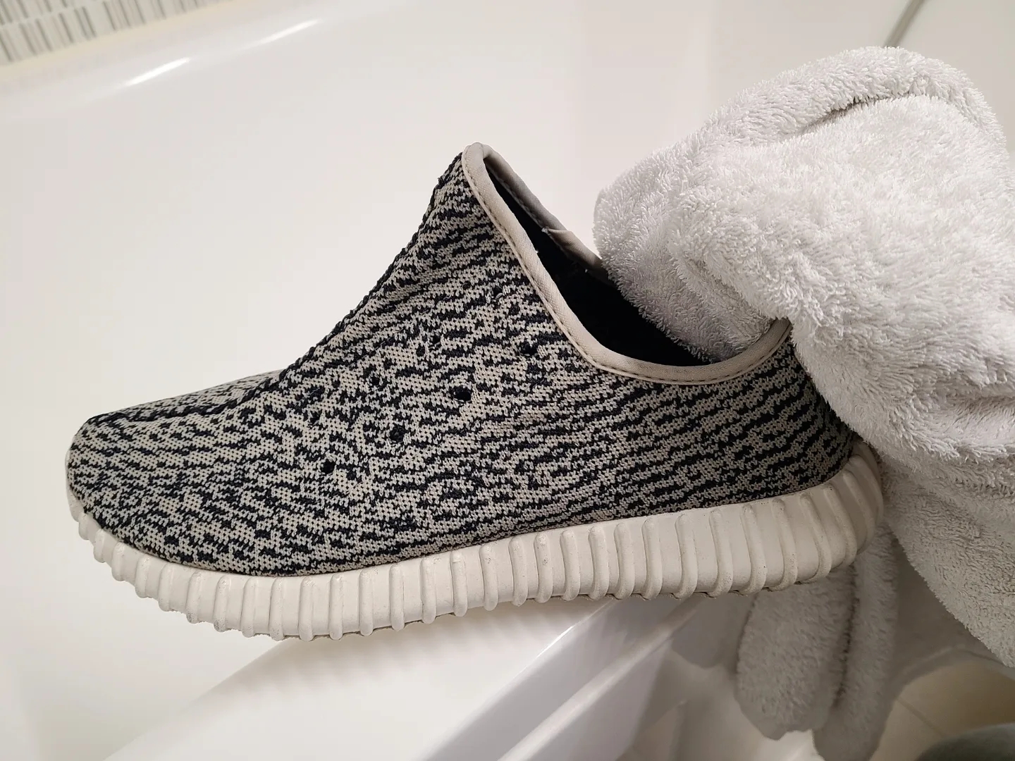 Adidas Yeezy Boost 350 Turtledove 2015 착용 스타일 - 2