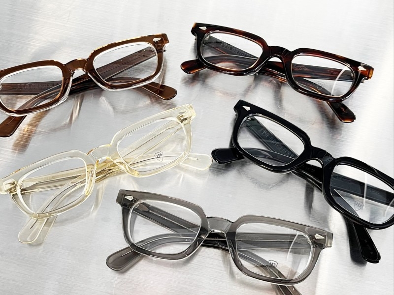 JTO Originals T-Man Black, JTO Originals T-Man Demi Amber 착용 스타일