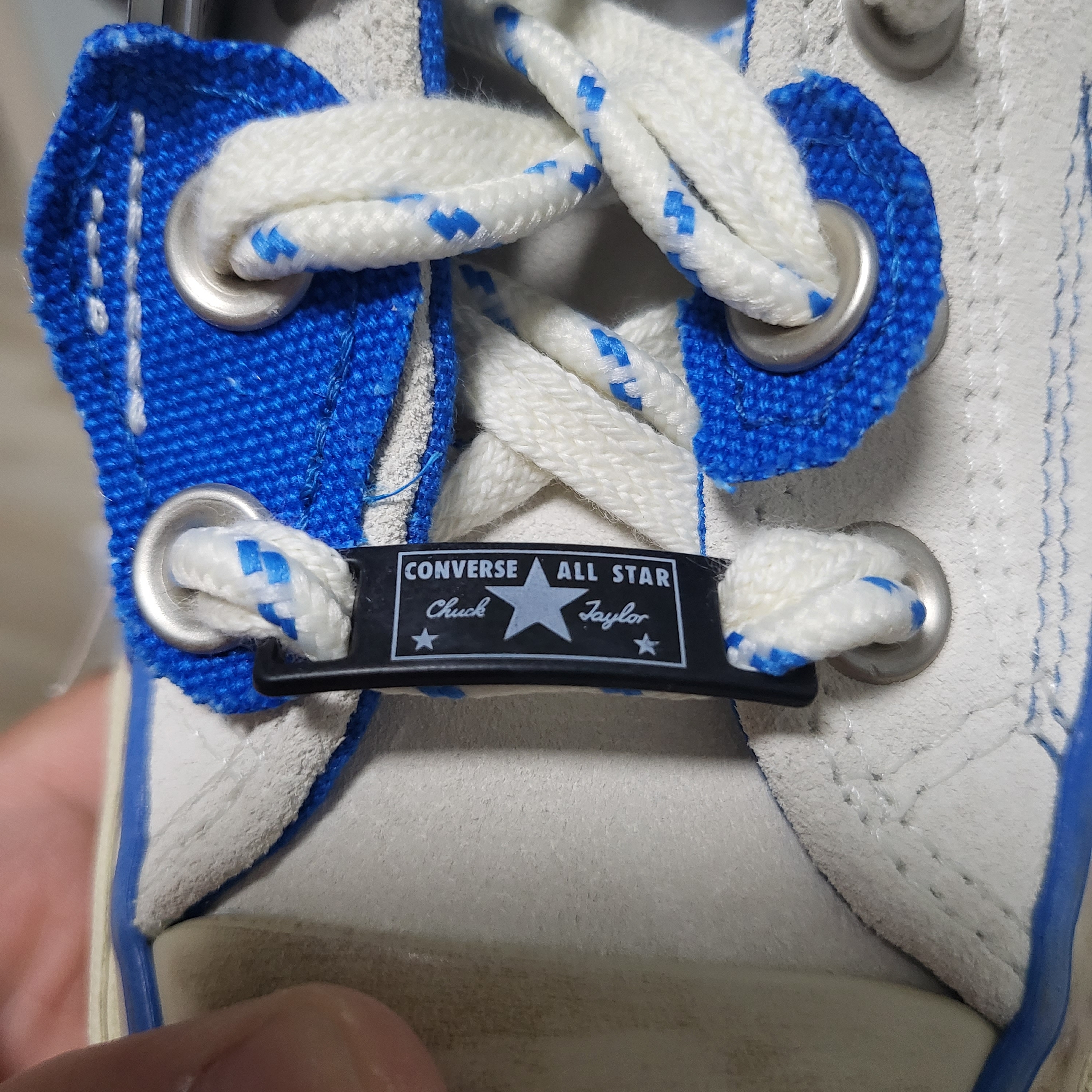 Converse x Ader Error Chuck 70 High White 착용 스타일 - 5