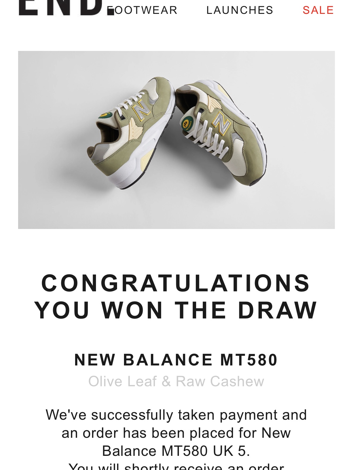Bearbrick x END. Carrera 100% & 400% Set, New Balance 580 Olive Leaf 착용 스타일 - 4