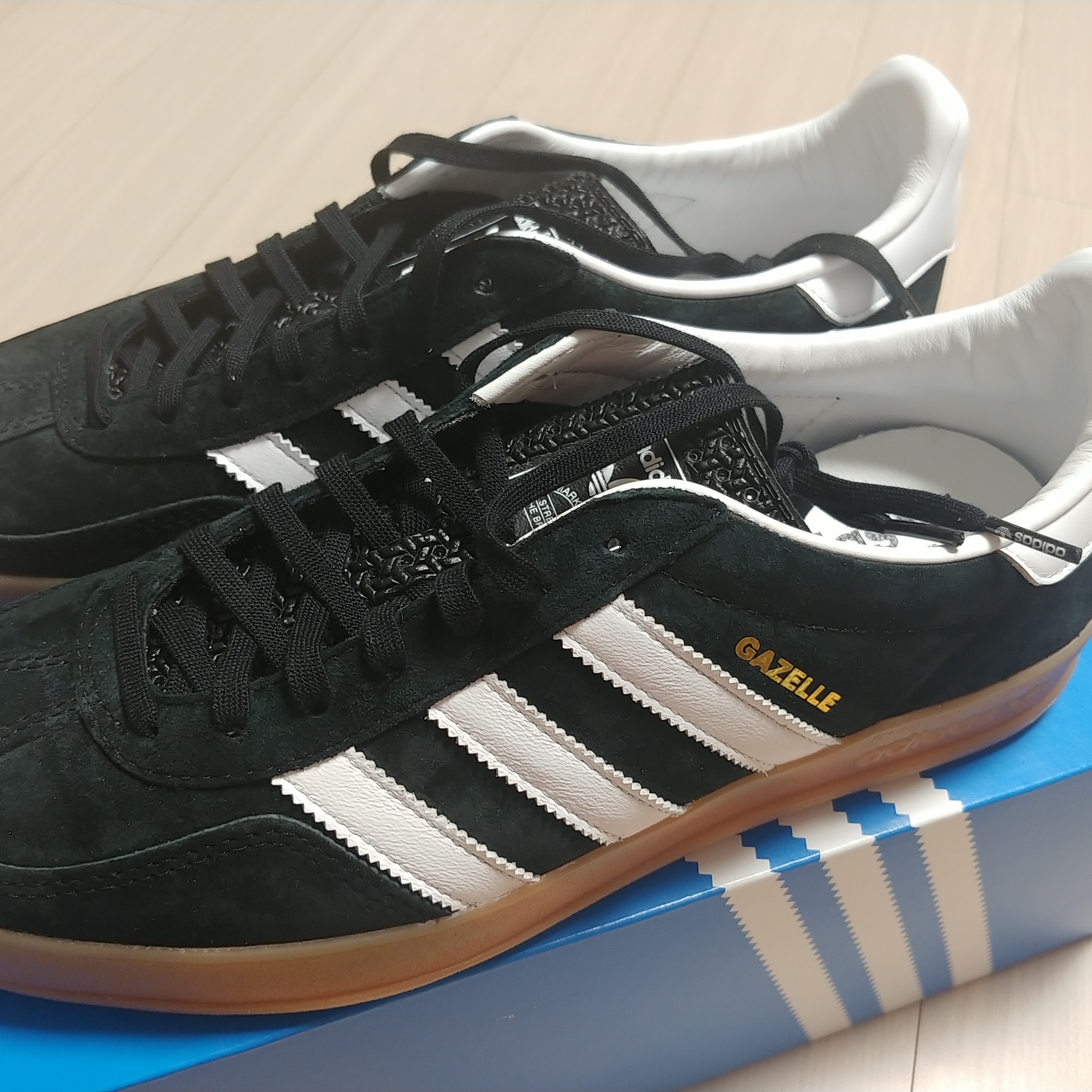 Adidas Gazelle Indoor Core Black 착용 스타일 - 1