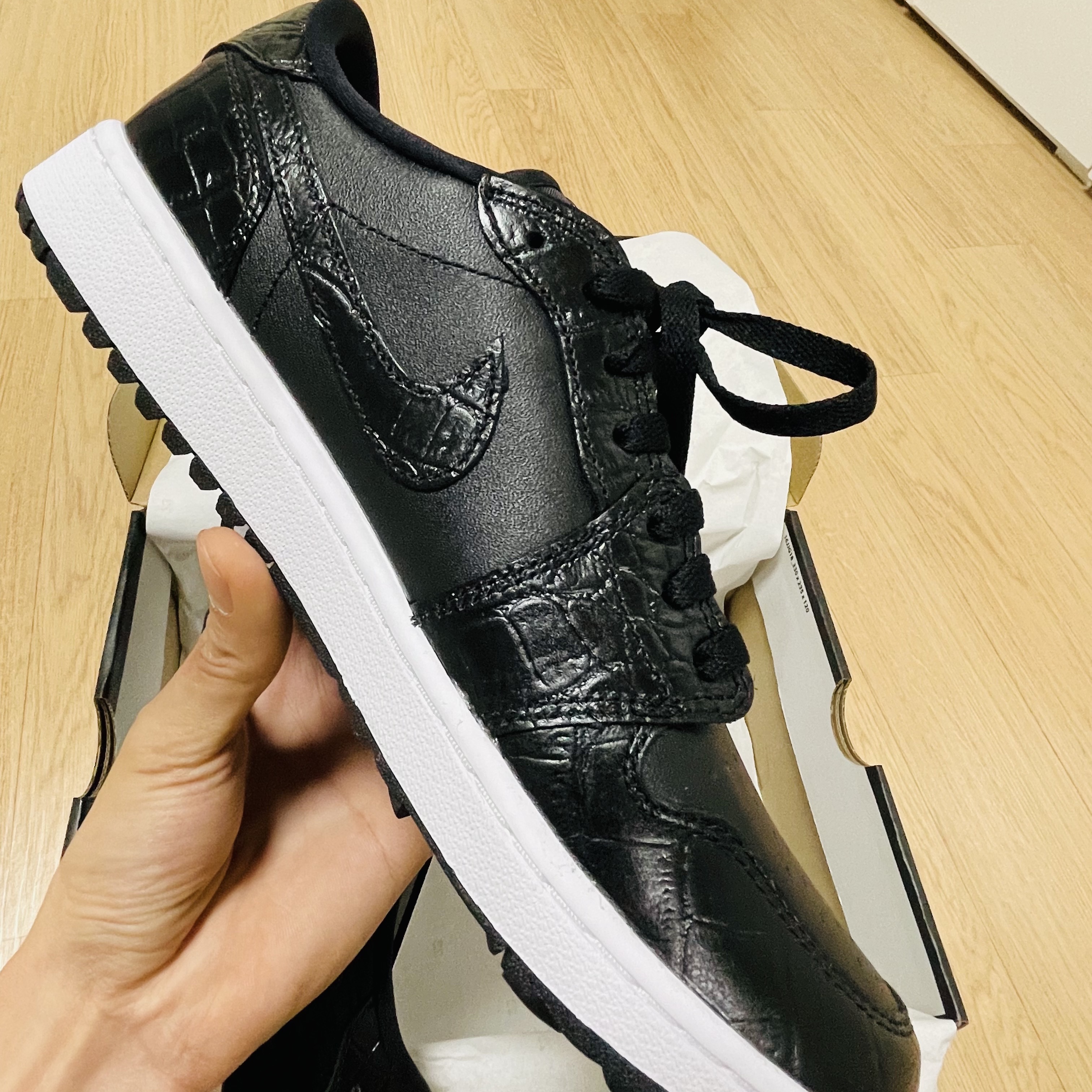 Jordan 1 Low Golf Black Iron Grey 착용 스타일 - 3