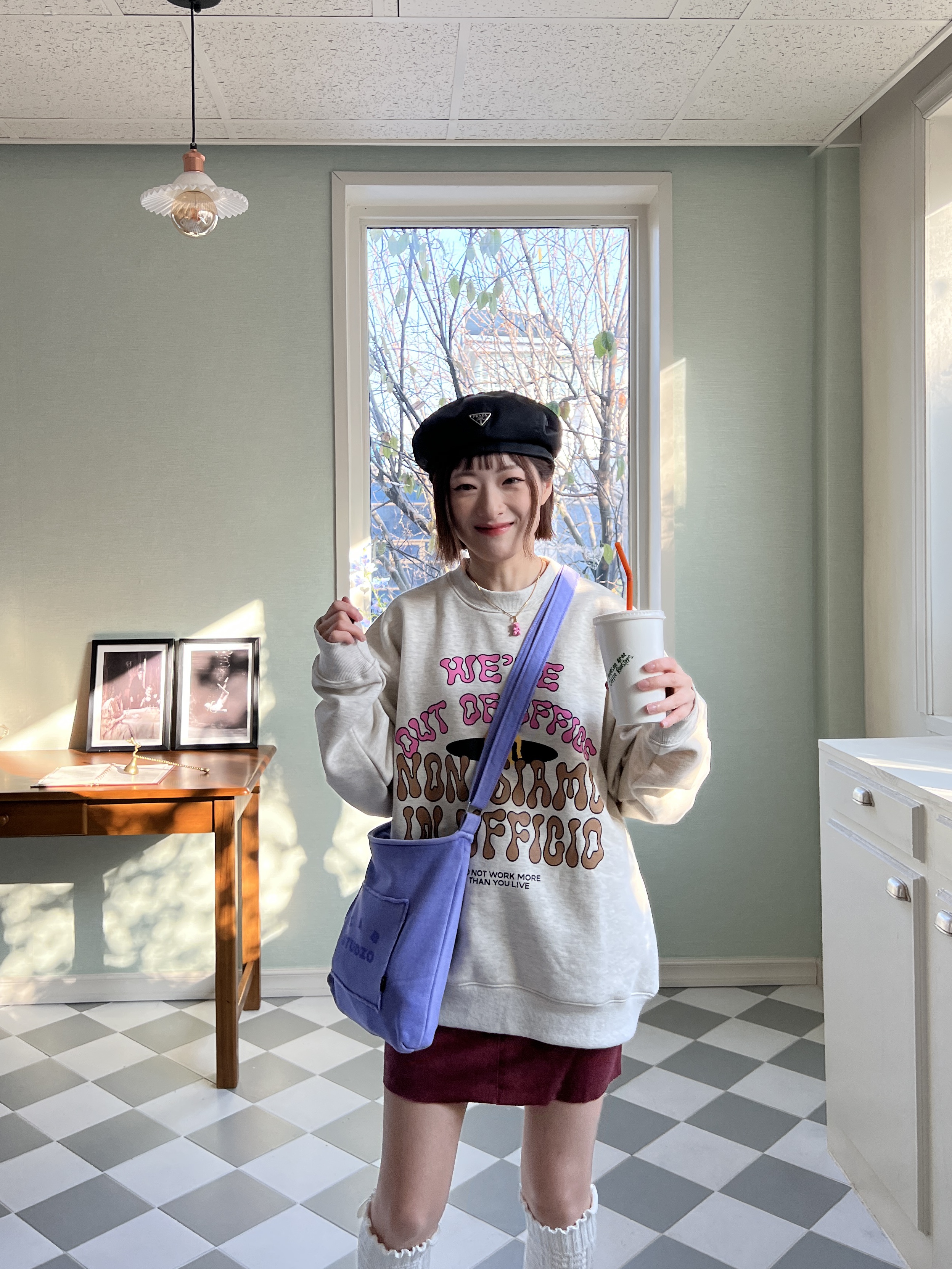 IAB Studio Pigment Sweatshirt & Mini Bag Lavender, IAB Studio Pigment Bag Lavender 착용 스타일 - 5