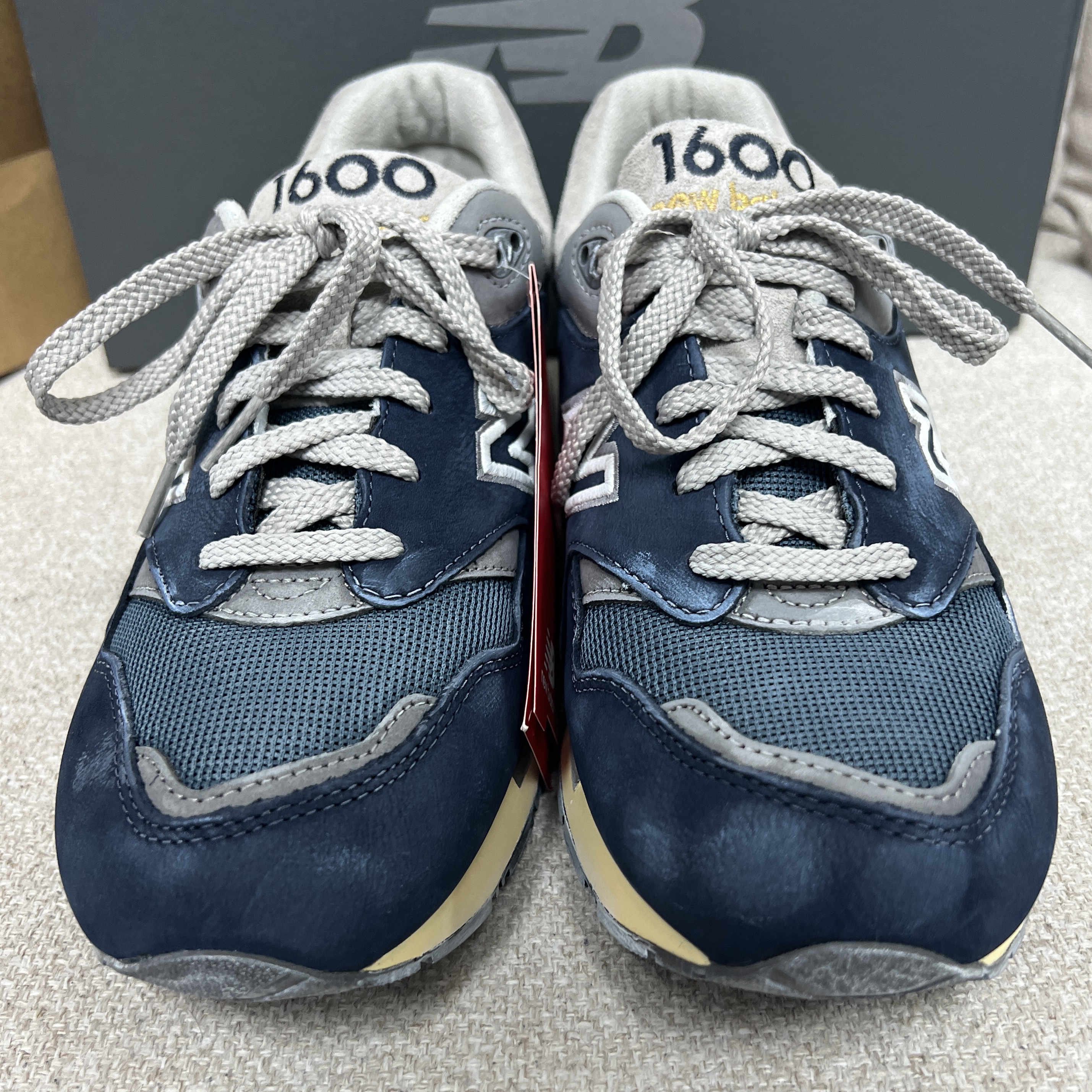 New Balance 1600 Premium Vintage Navy 착용 스타일 - 4