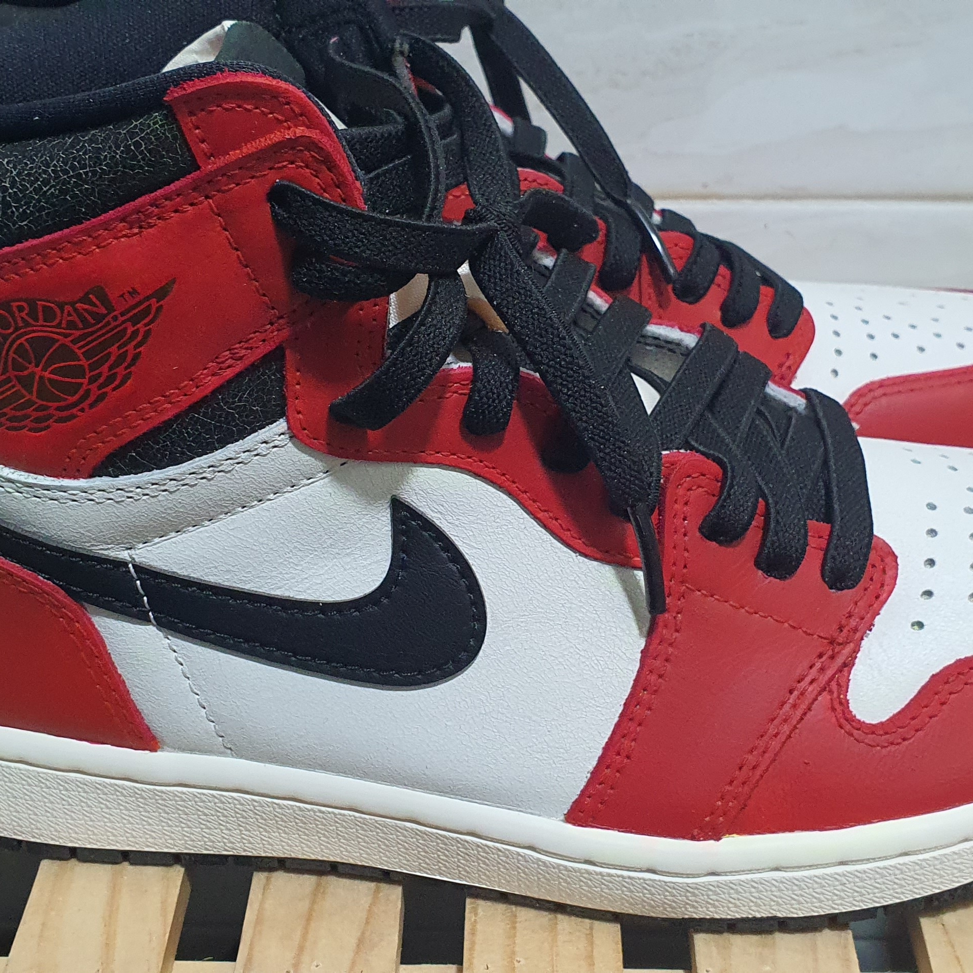 Jordan 1 Retro High OG Volt 착용 스타일 - 2