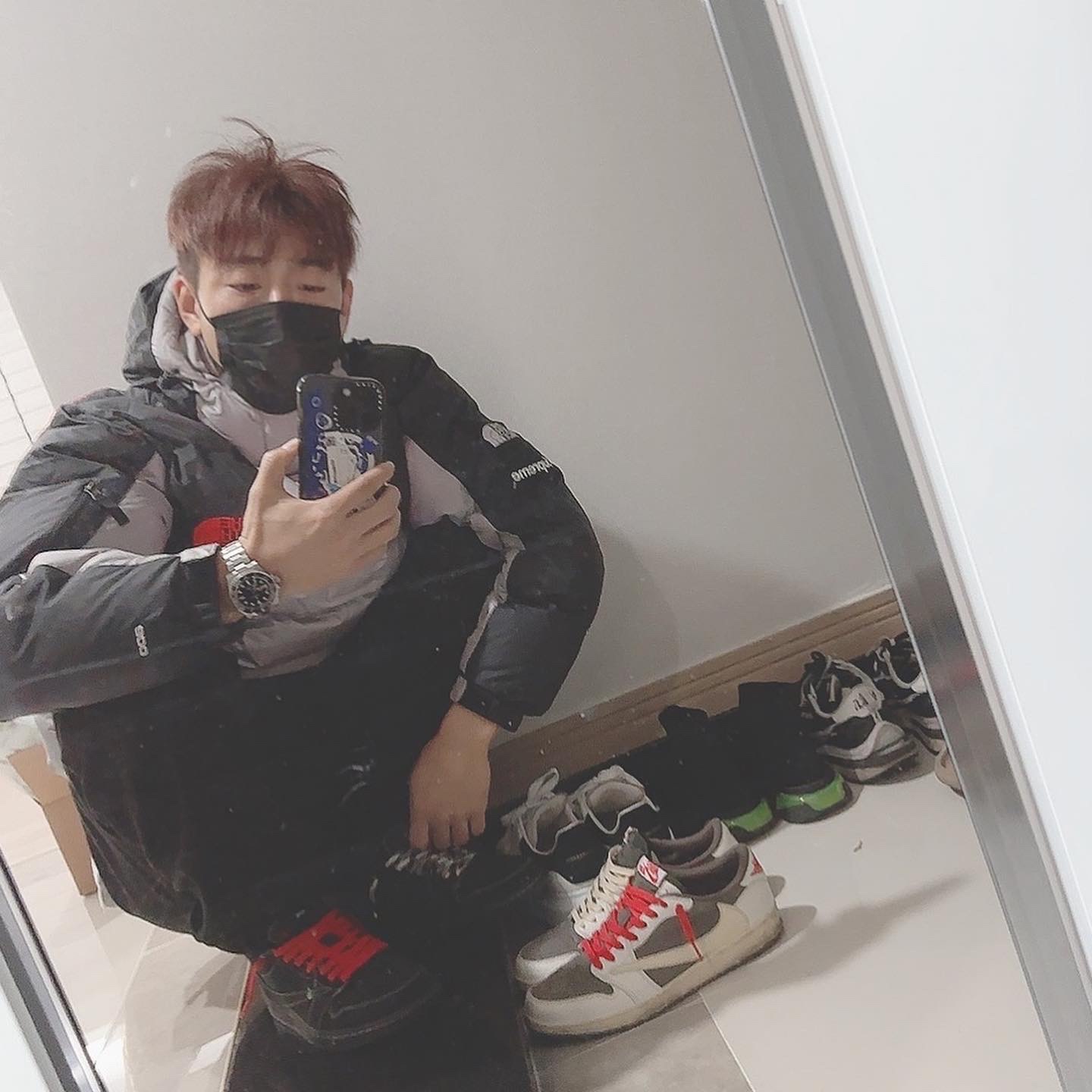 Supreme x The North Face 800-Fill Half Zip Hooded Pullover Grey - 22FW, Jordan 1 x Travis Scott Retro Low OG SP Black Phantom 착용 스타일