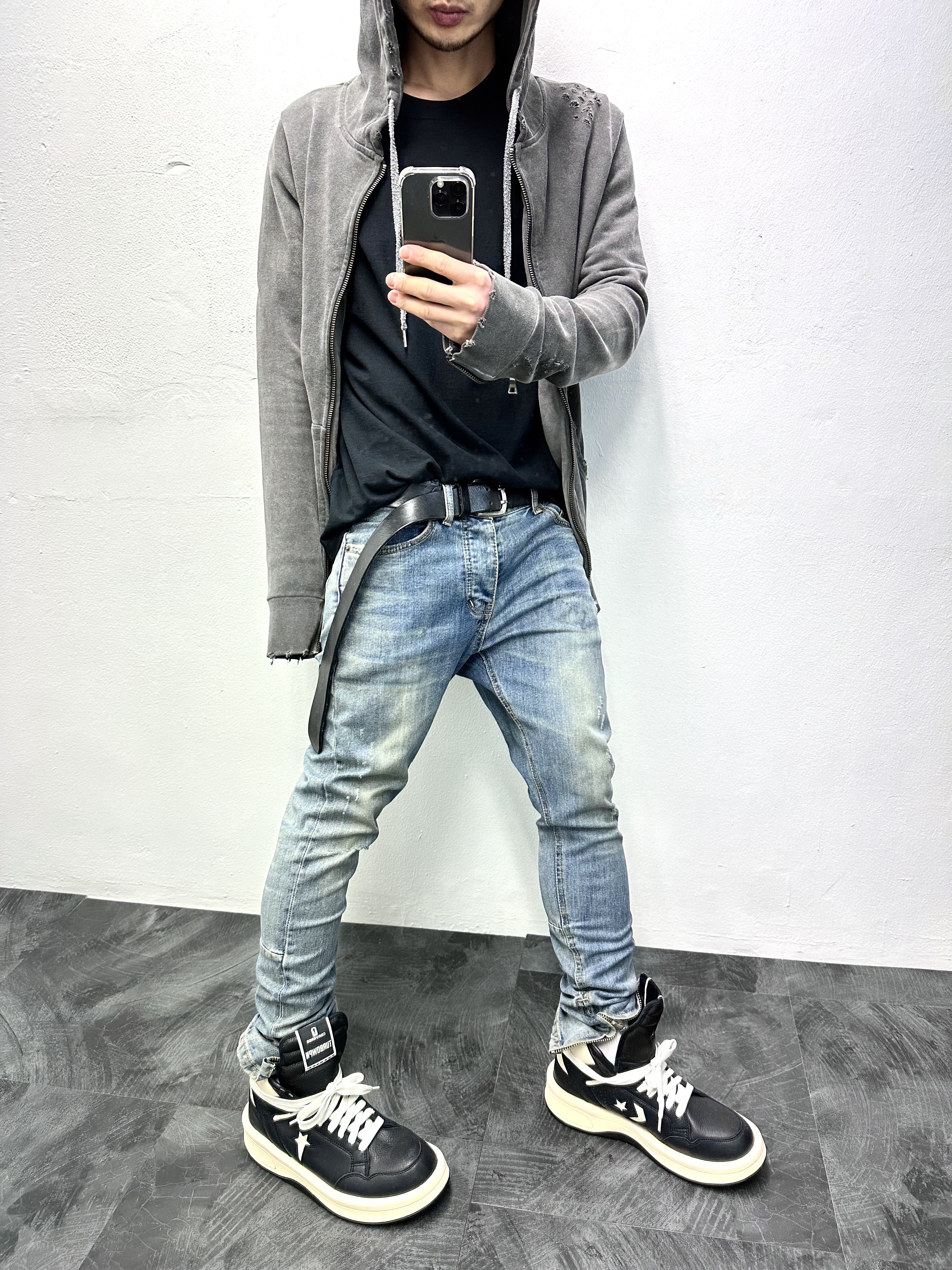 Converse x Drkshdw Turbowpn Black Cream 착용 스타일 - 2