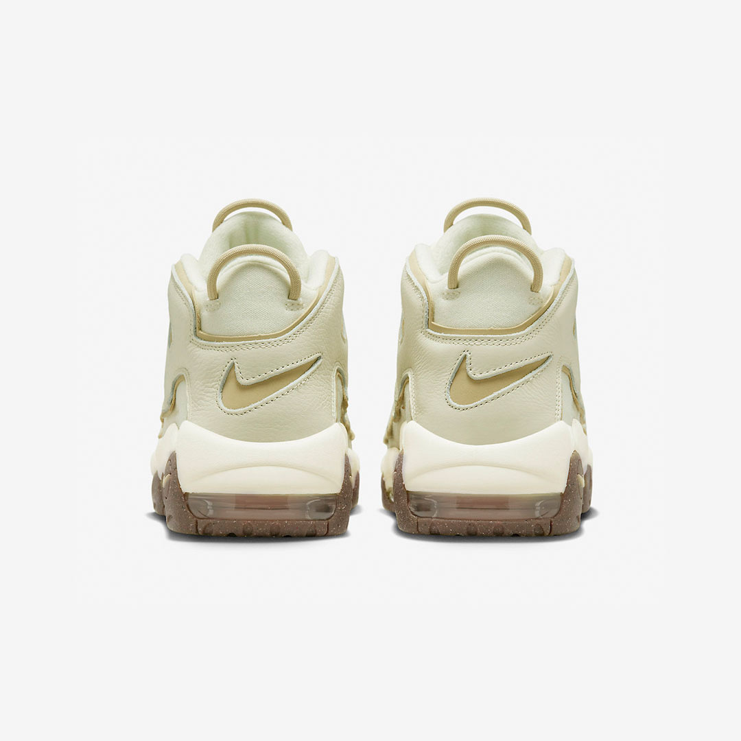 Nike Air More Uptempo Coconut Milk 착용 스타일 - 5