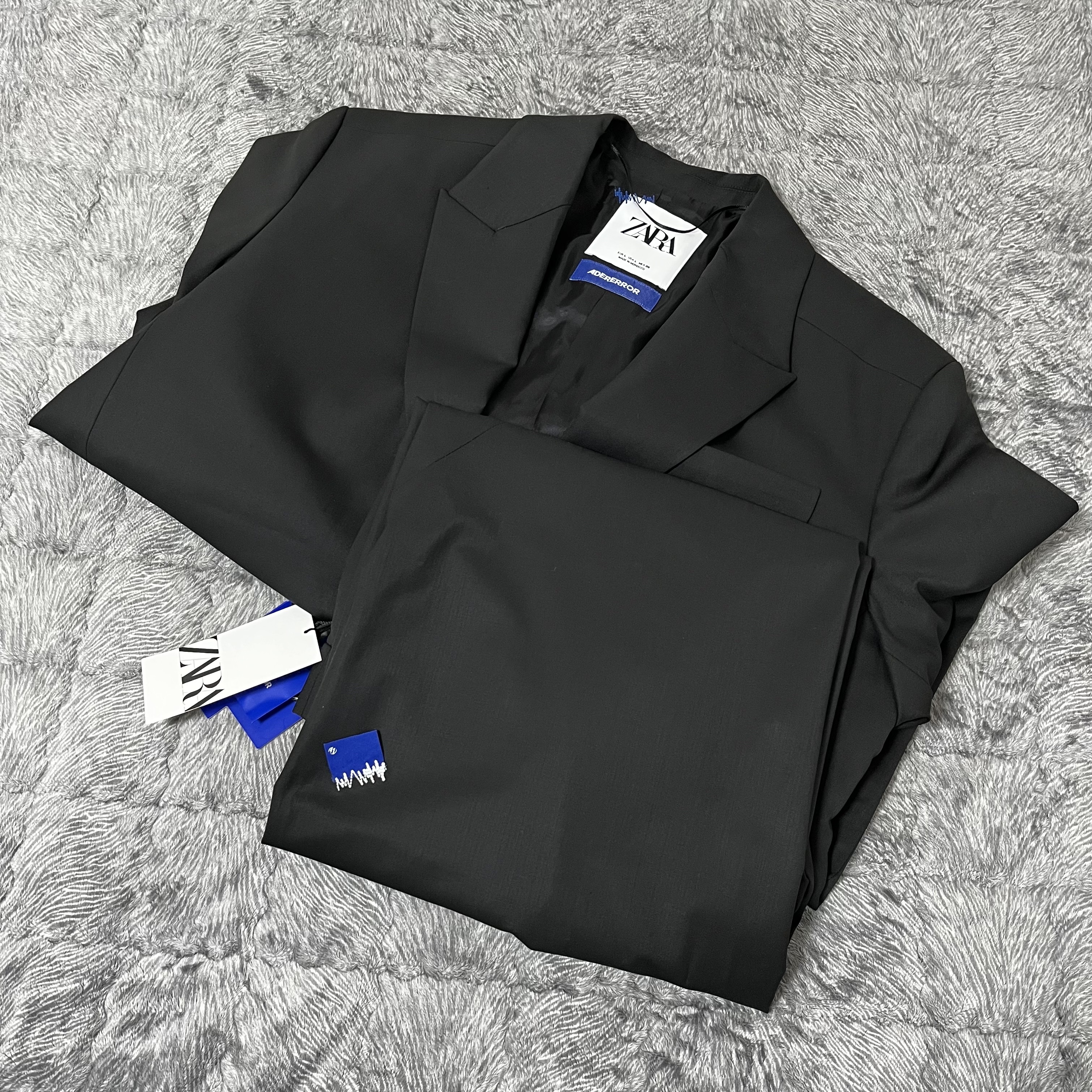 Zara x Ader Error Oversize Collar Bomber Jacket Black, Zara x Ader Error Oversize Blazer Black 착용 스타일 - 2