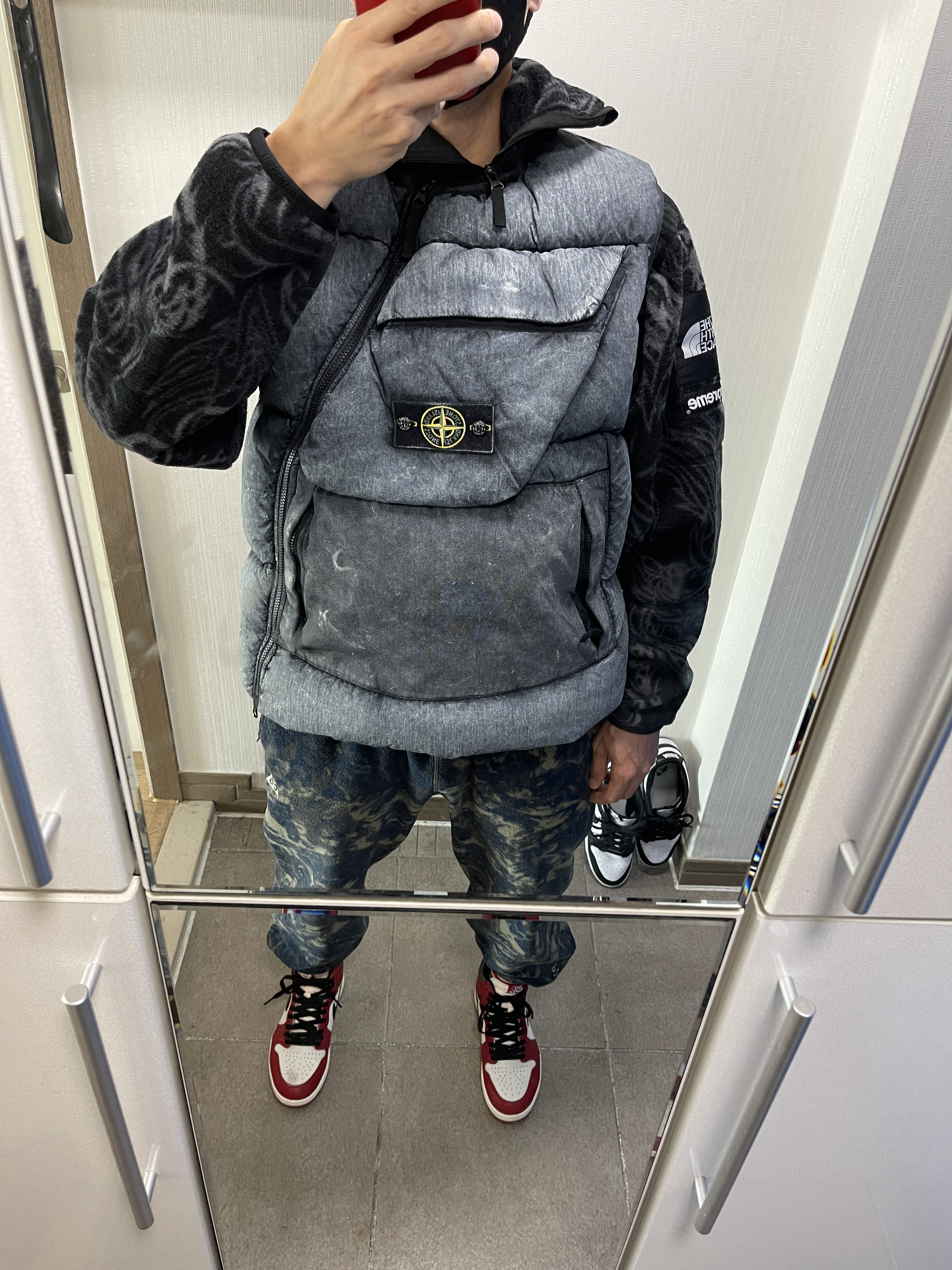 Jordan 1 Retro High OG Chicago 2022, Supreme x The North Face Steep Tech Fleece Pullover Black Dragon - 22FW 착용 스타일 - 3