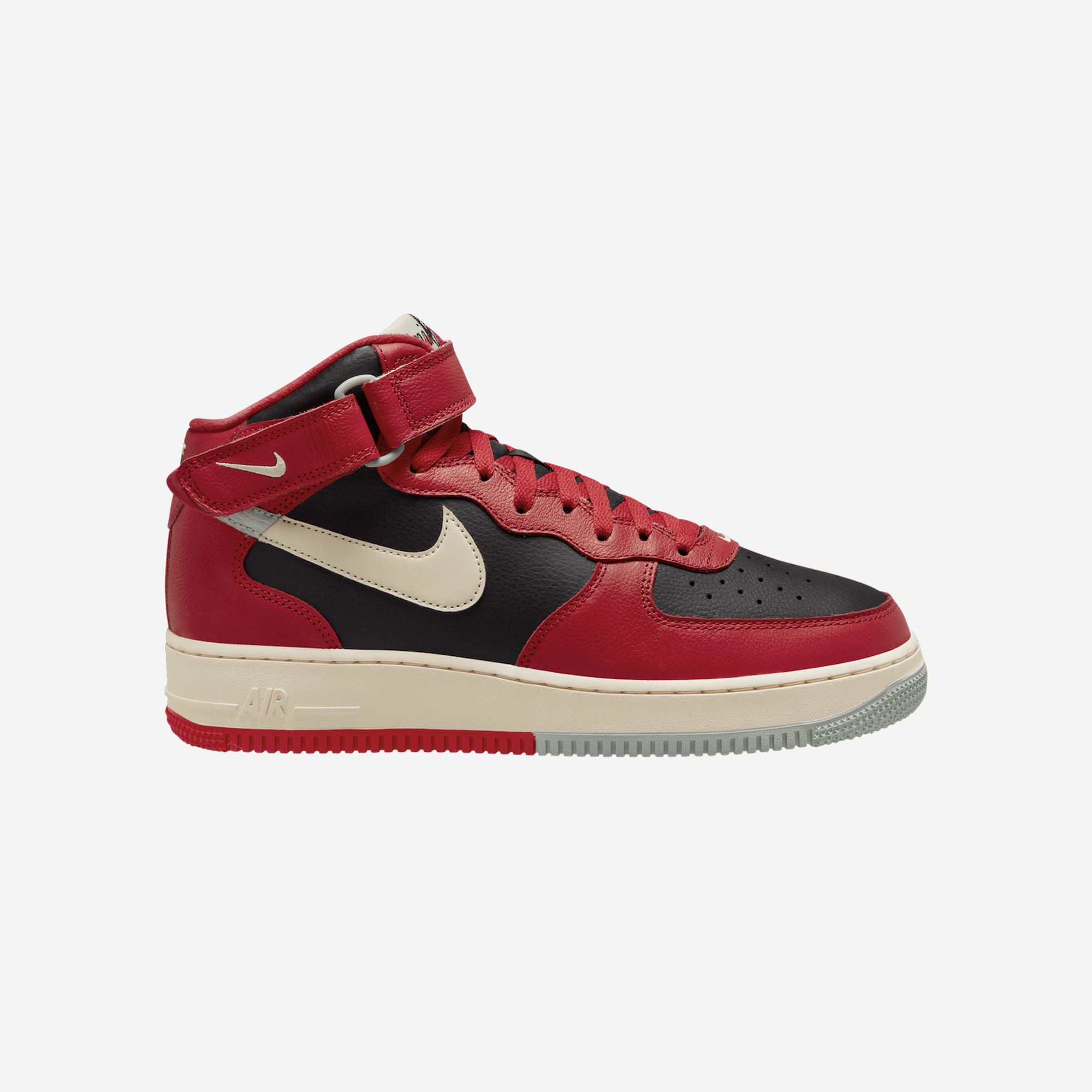 Nike x Stussy Air Force 1 '07 Mid SP Black and Light Bone, Nike Air Force 1 Mid '07 QS Chocolate 착용 스타일 - 2