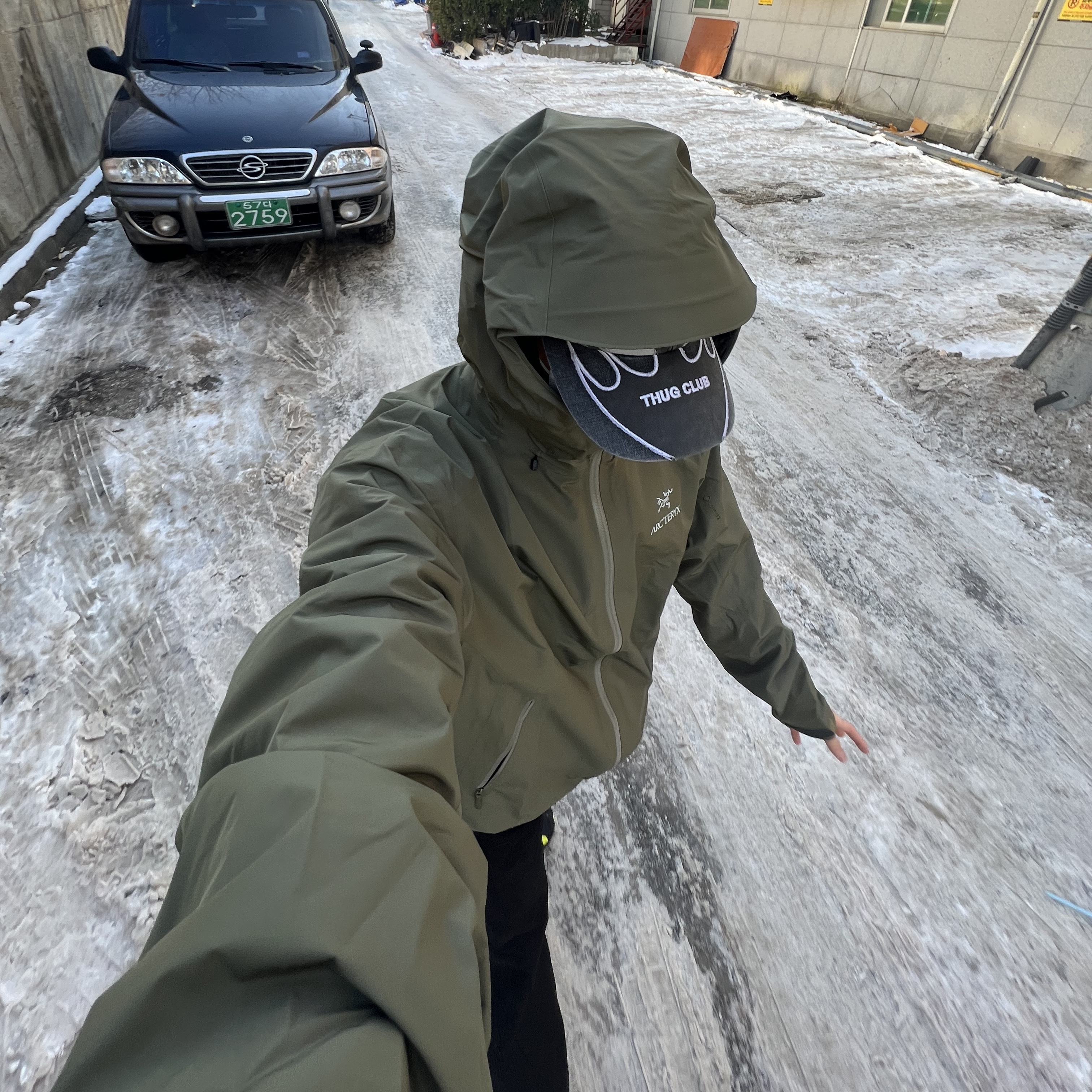 Arc'teryx Beta LT Jacket Tatsu 착용 스타일 - 1