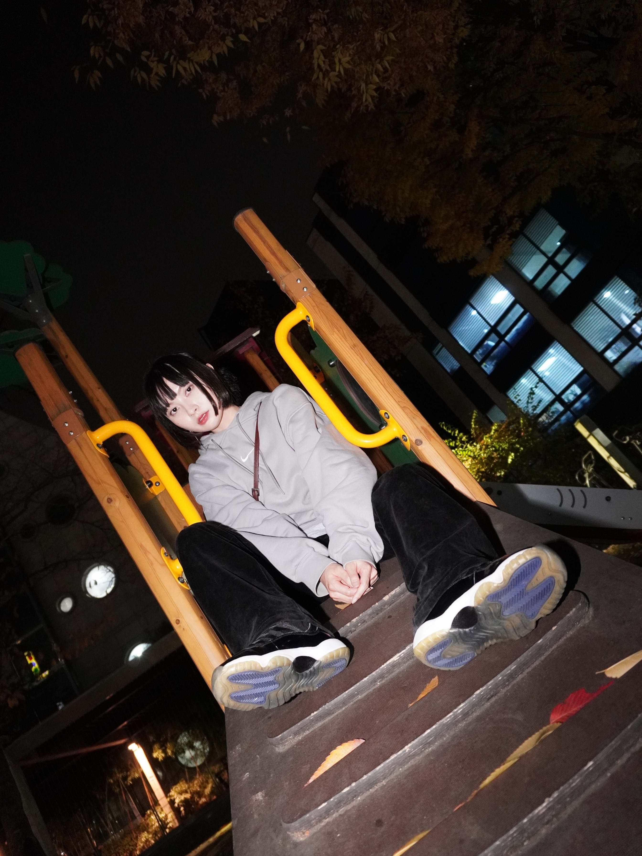 Nike x Fear of God Double Hood Hoodie Dust Sail, Jordan 11 Retro Space Jam 2016 착용 스타일 - 3