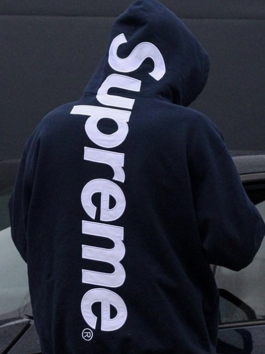 Supreme Satin Applique Hooded Sweatshirt Navy - 22FW 착용 스타일