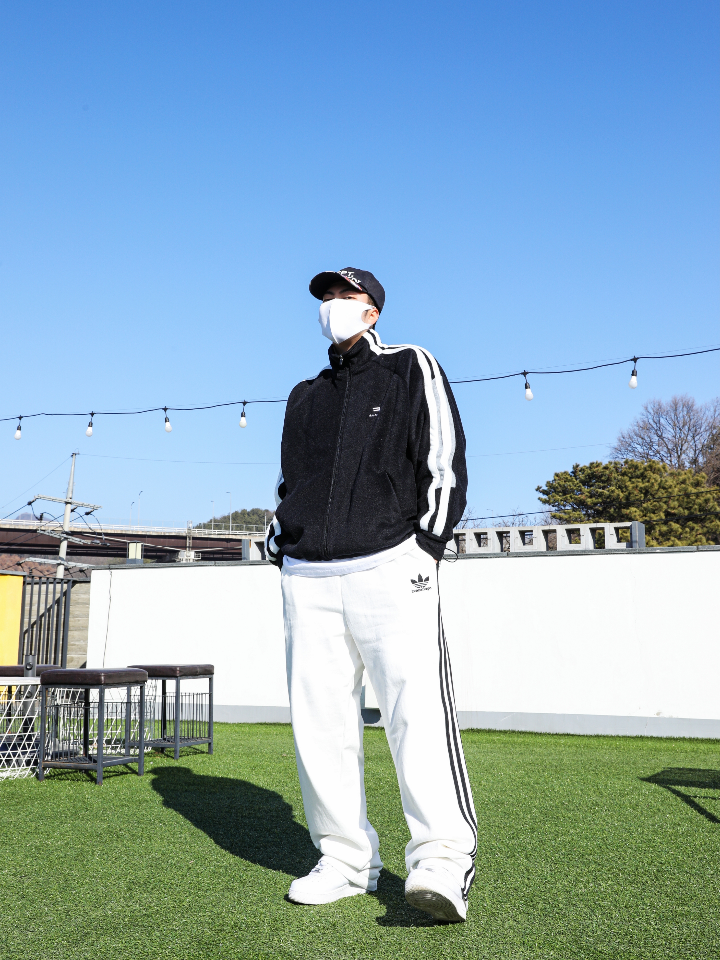 Gallery Dept. x Lanvin Painted Cap Black, Nike Air Force 1 '07 Low White 착용 스타일 - 2