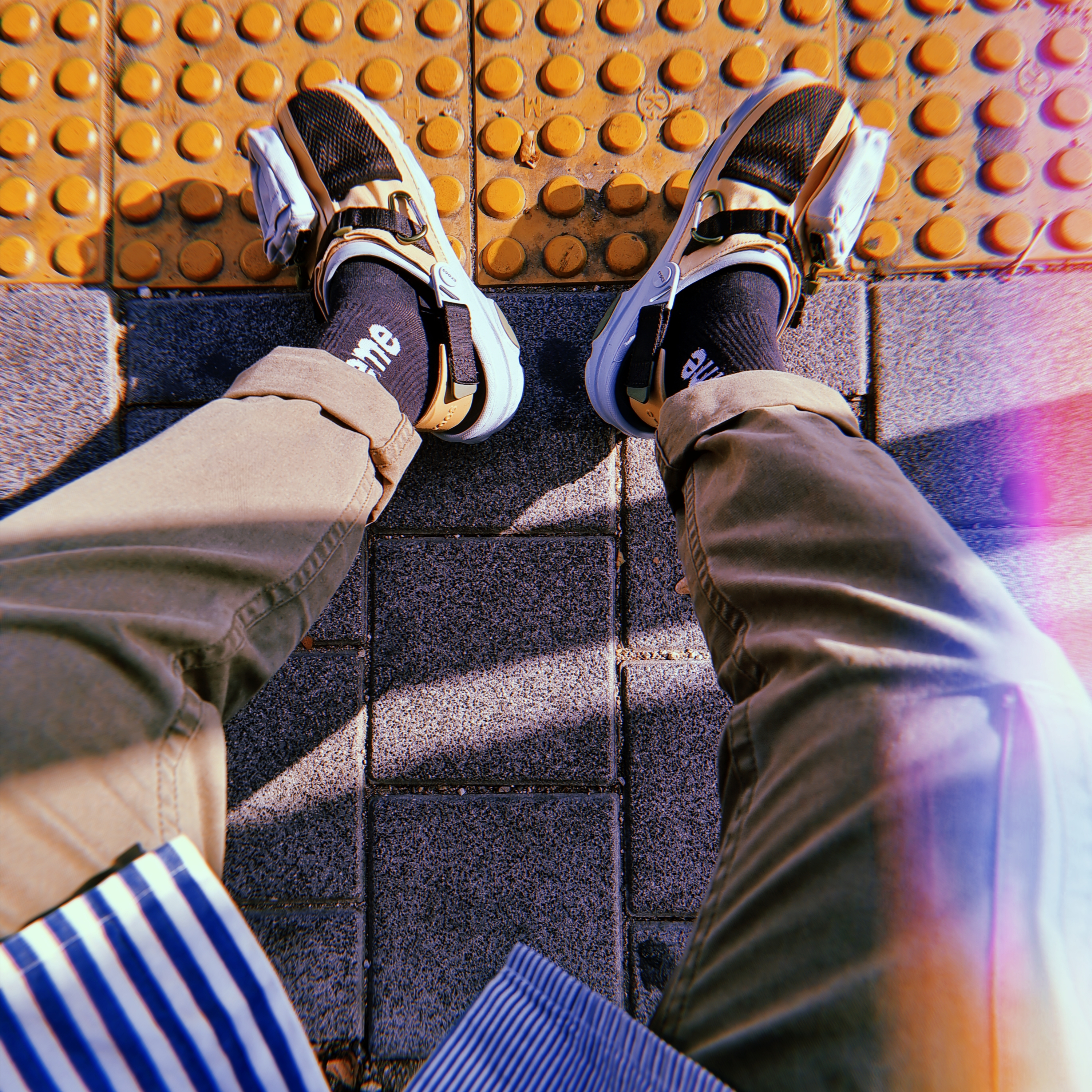 Crocs x Beams Classic All Terrain Mountain Parka Clog Beige 착용 스타일