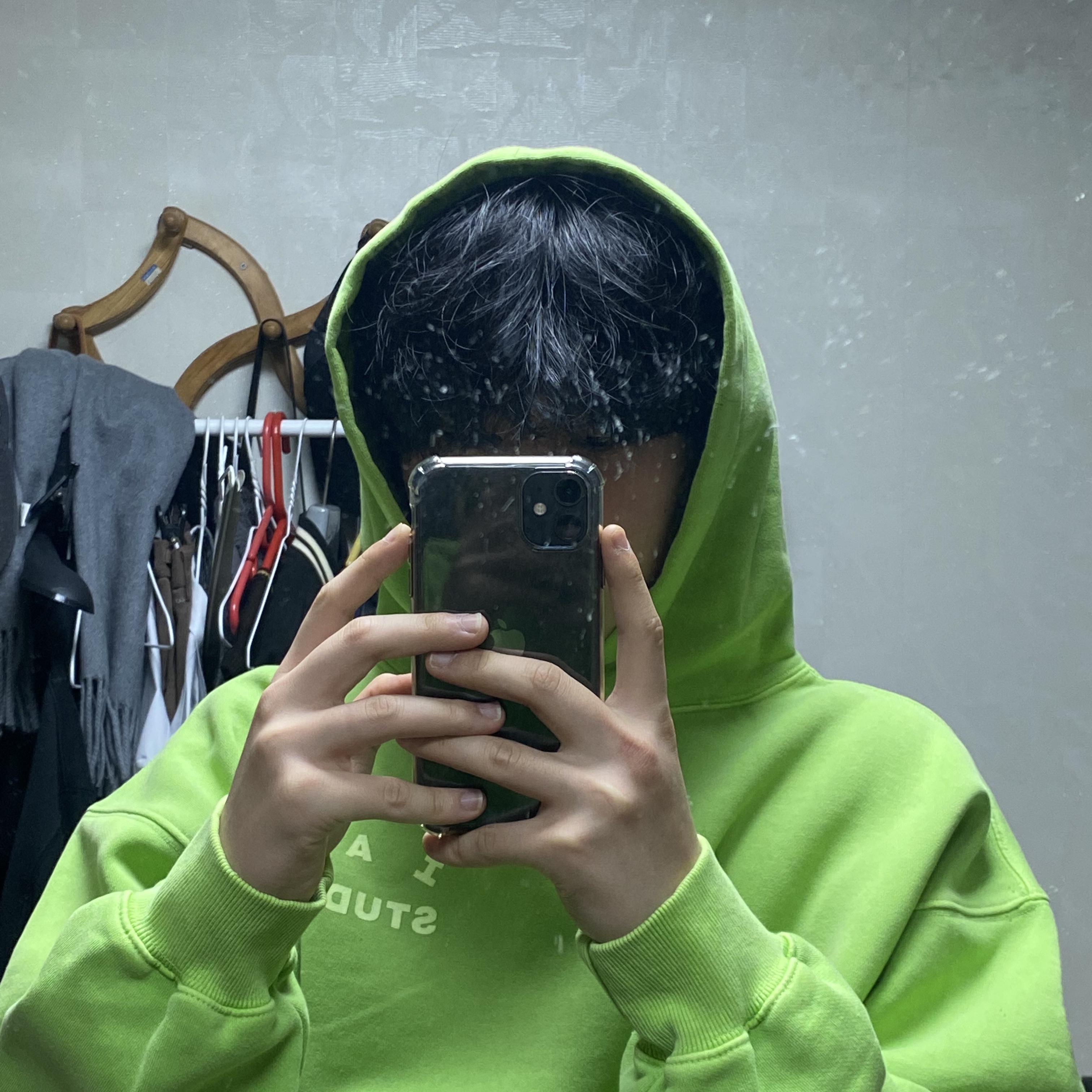 IAB Studio Pigment Hoodie & Sack Apple Green, IAB Studio Pigment Sack Apple Green 착용 스타일 - 1