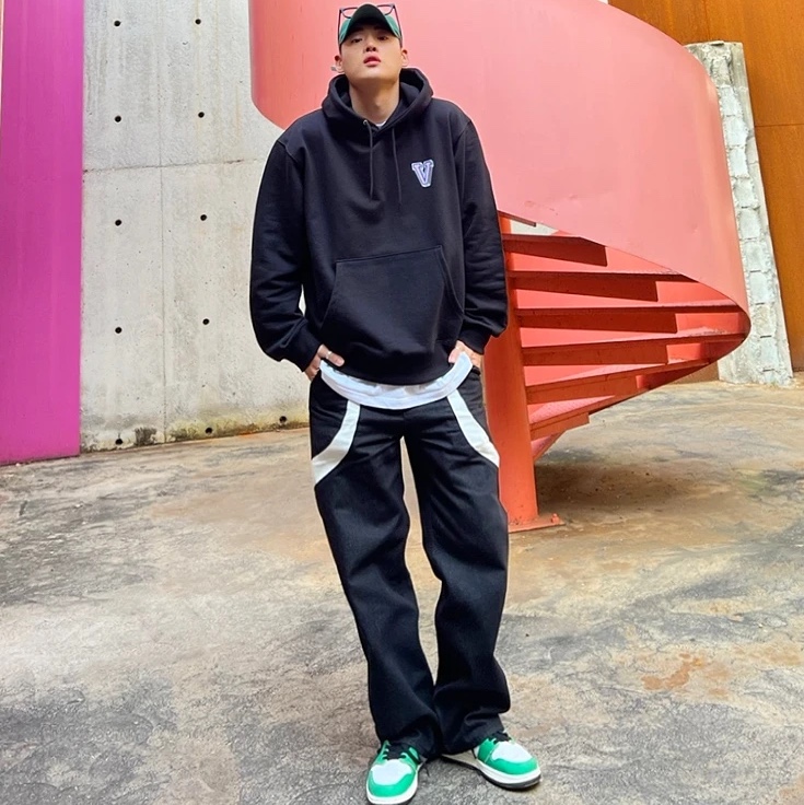 (W) Jordan 1 Retro High OG Lucky Green 착용 스타일 - 2