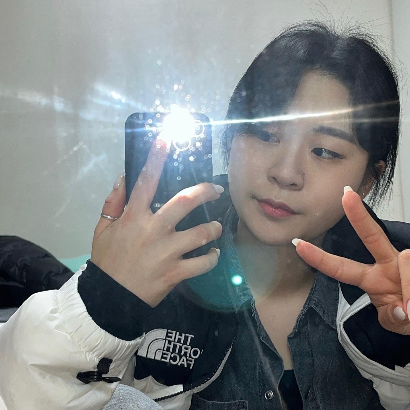 The North Face 1996 Eco Nuptse Jacket White 착용 스타일 - 1