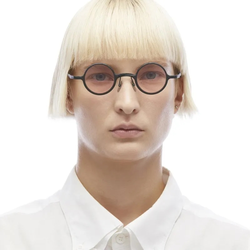 Kuboraum Z17 Black Matt Purple Tint Lens 착용 스타일