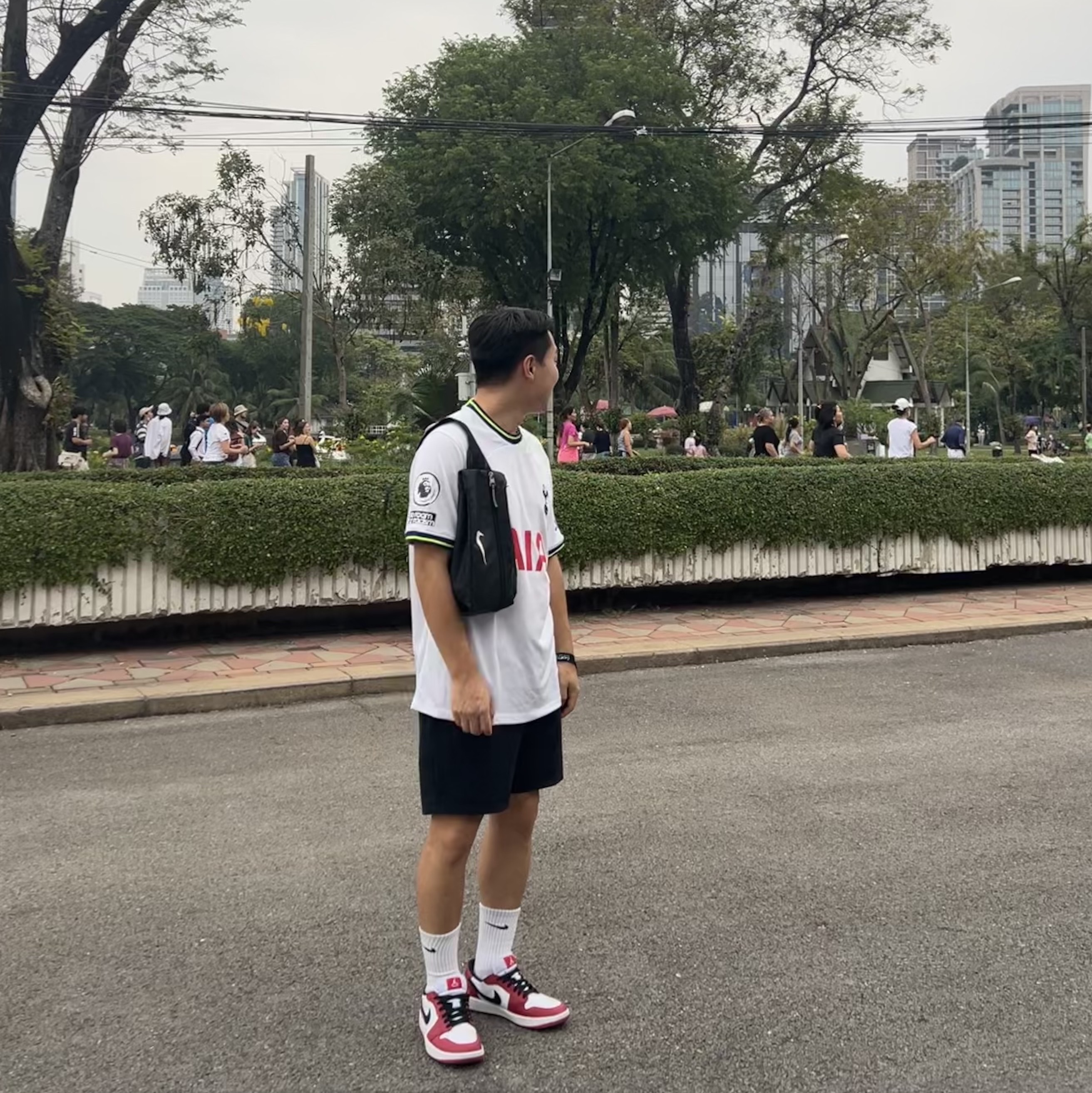 Jordan 1 Low Golf Chicago 착용 스타일 - 1