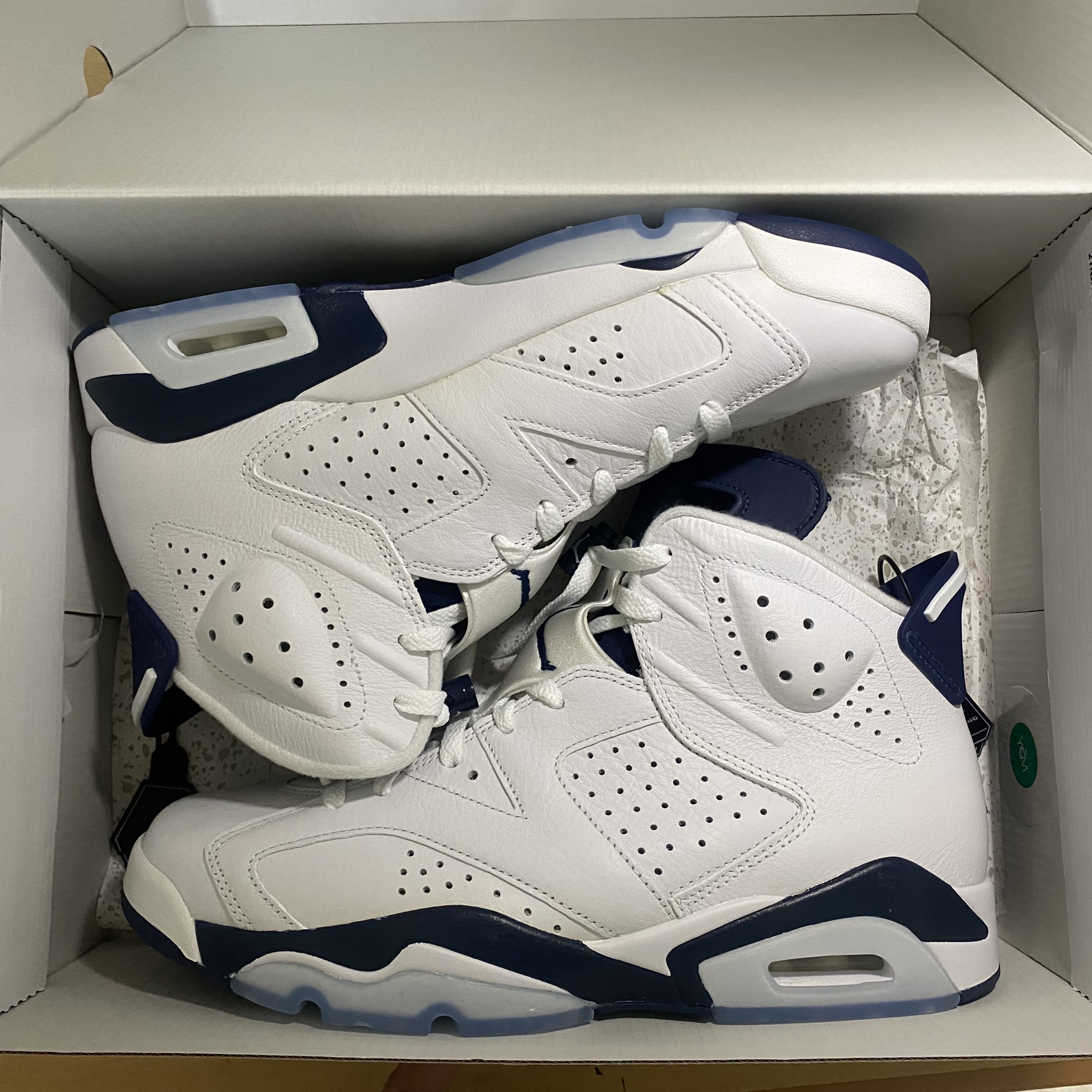 Jordan 6 Retro Midnight Navy 착용 스타일