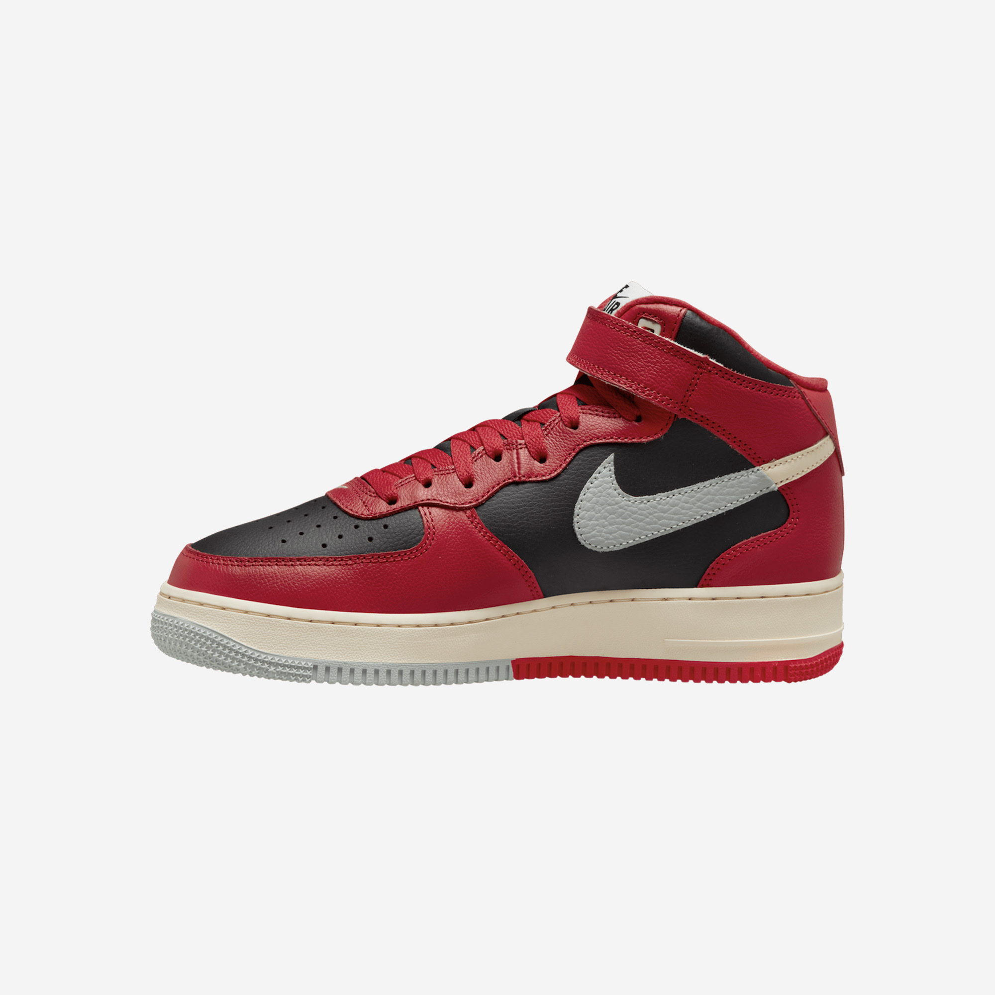 Nike x Stussy Air Force 1 '07 Mid SP Black and Light Bone, Nike Air Force 1 Mid '07 QS Chocolate 착용 스타일 - 3