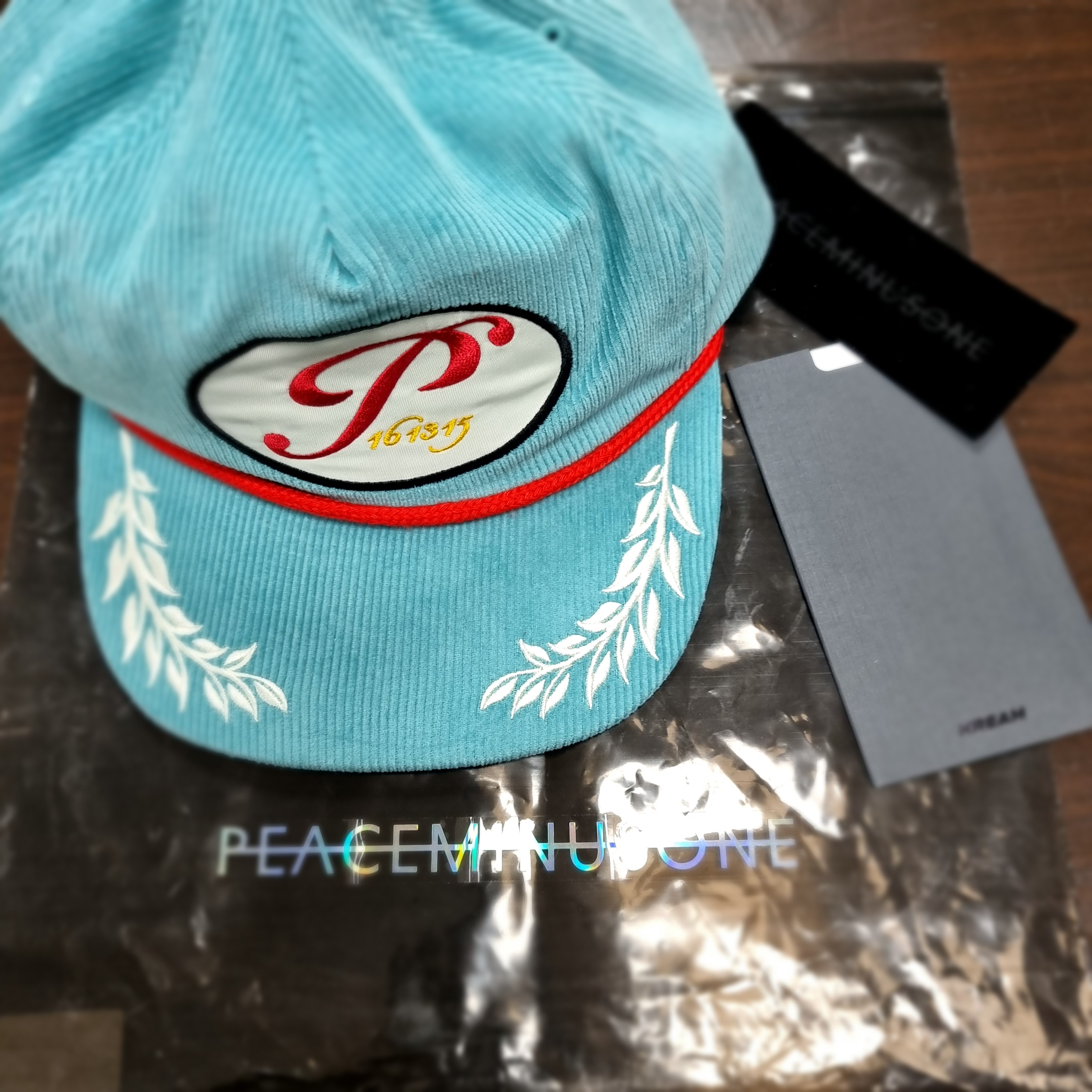 Peaceminusone 5 Panel Ball Cap #2 Mint 착용 스타일