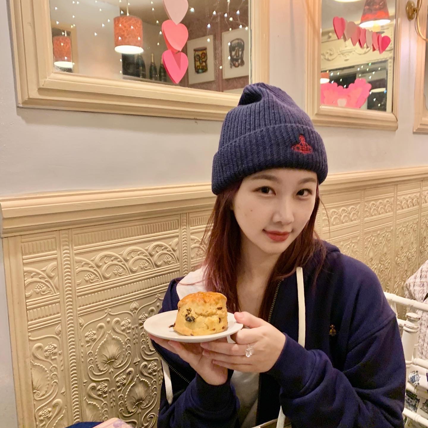 Vivienne Westwood Orb Sporty Beanie Navy, Vivienne Westwood Sporty Beanie Black 착용 스타일