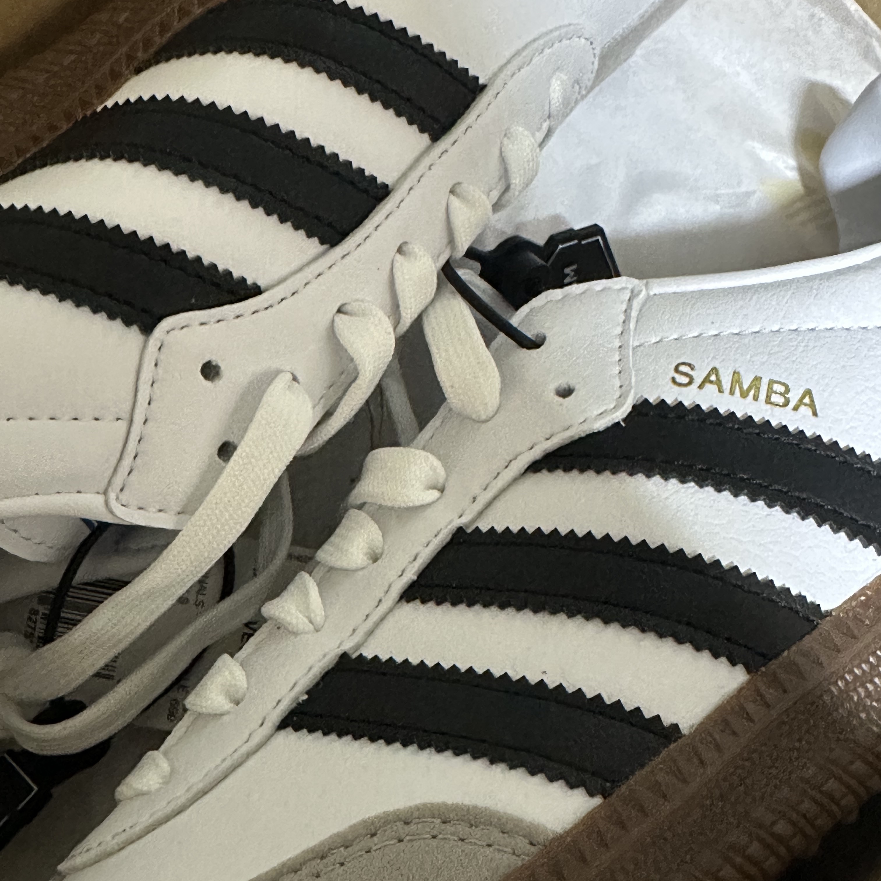 Adidas Samba Vegan White Black 착용 스타일