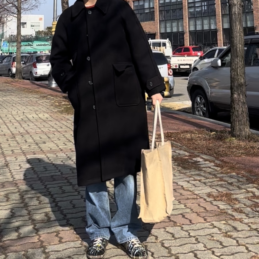 Maison Margiela Replica Paint Drop Sneakers Black 착용 스타일 - 2