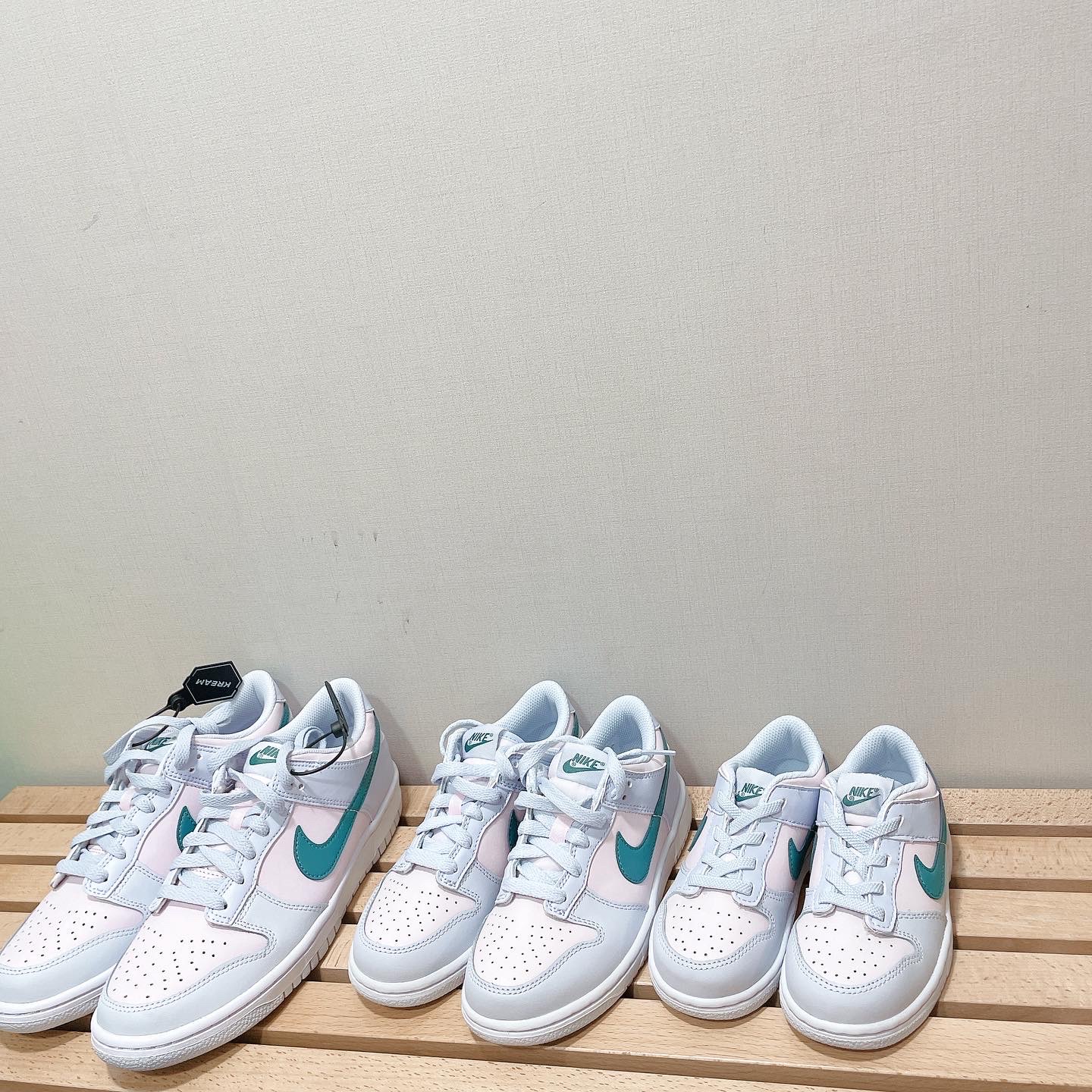 (GS) Nike Dunk Low Football Grey Mineral Teal 착용 스타일 - 2