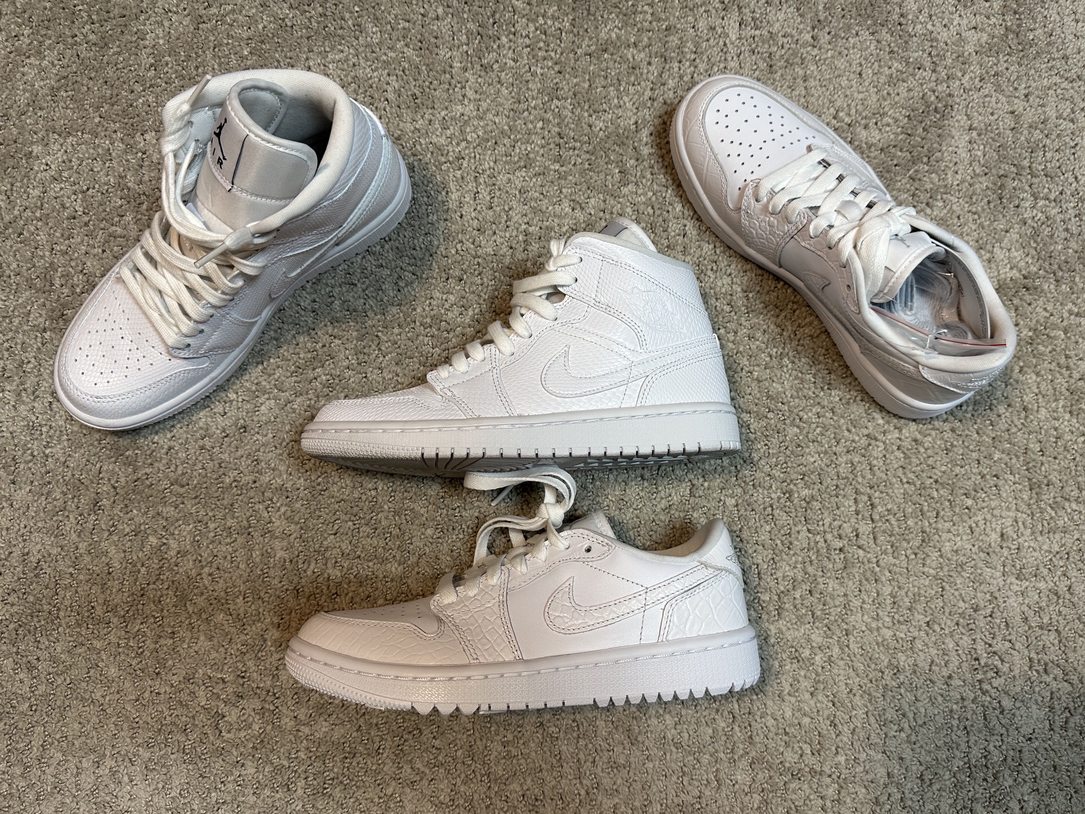 Jordan 1 Low Golf Pure Platinum, (W) Jordan 1 Mid White Snakeskin 착용 스타일 - 3