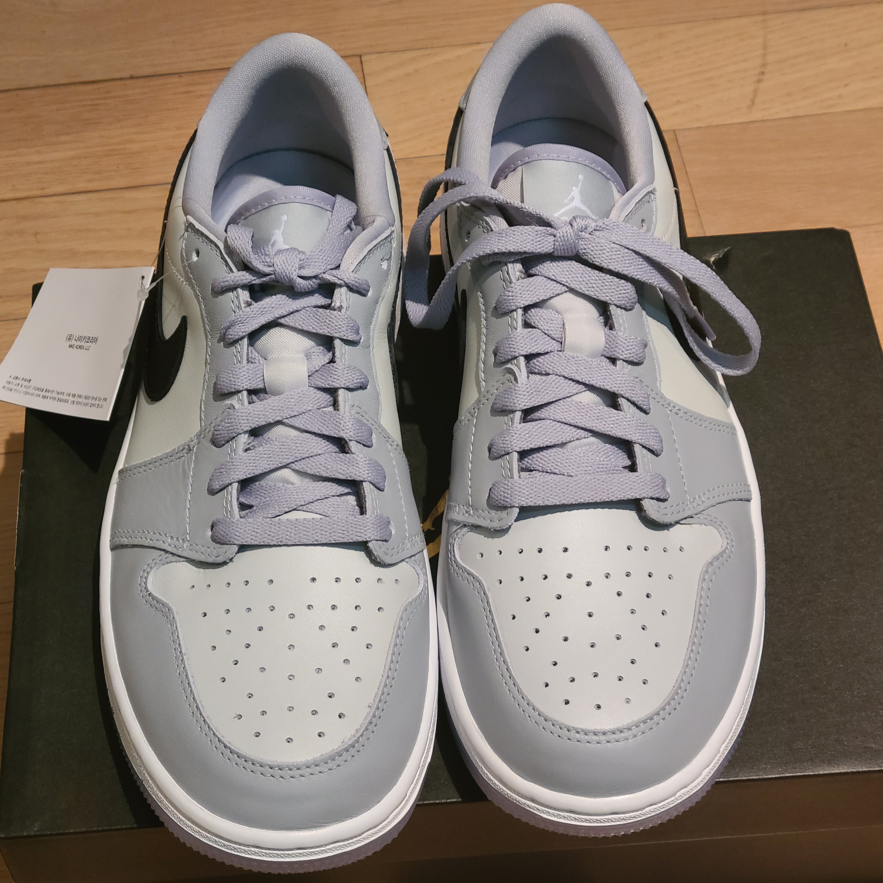 Jordan 1 Low Golf Wolf Grey 착용 스타일 - 2