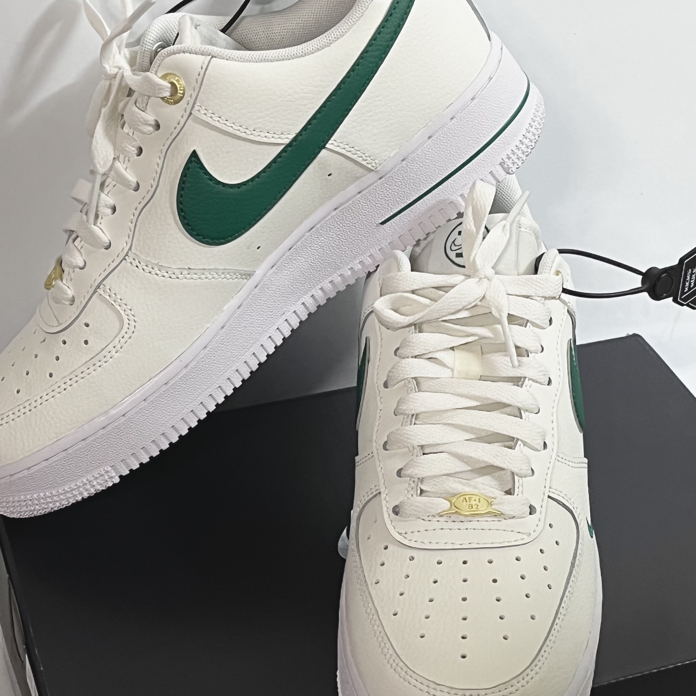Nike Air Force 1 '07 LV8 40th Anniversary Join Forces Sail Malachite 착용 스타일