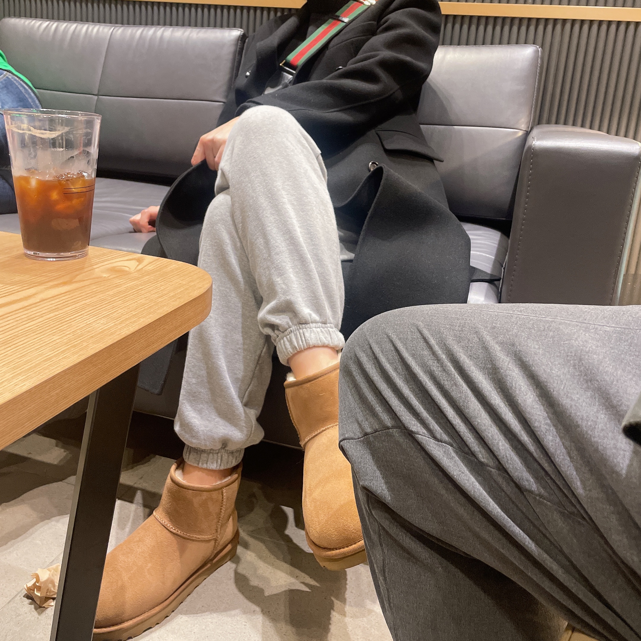 (W) UGG Classic Mini II Boots Chestnut 착용 스타일