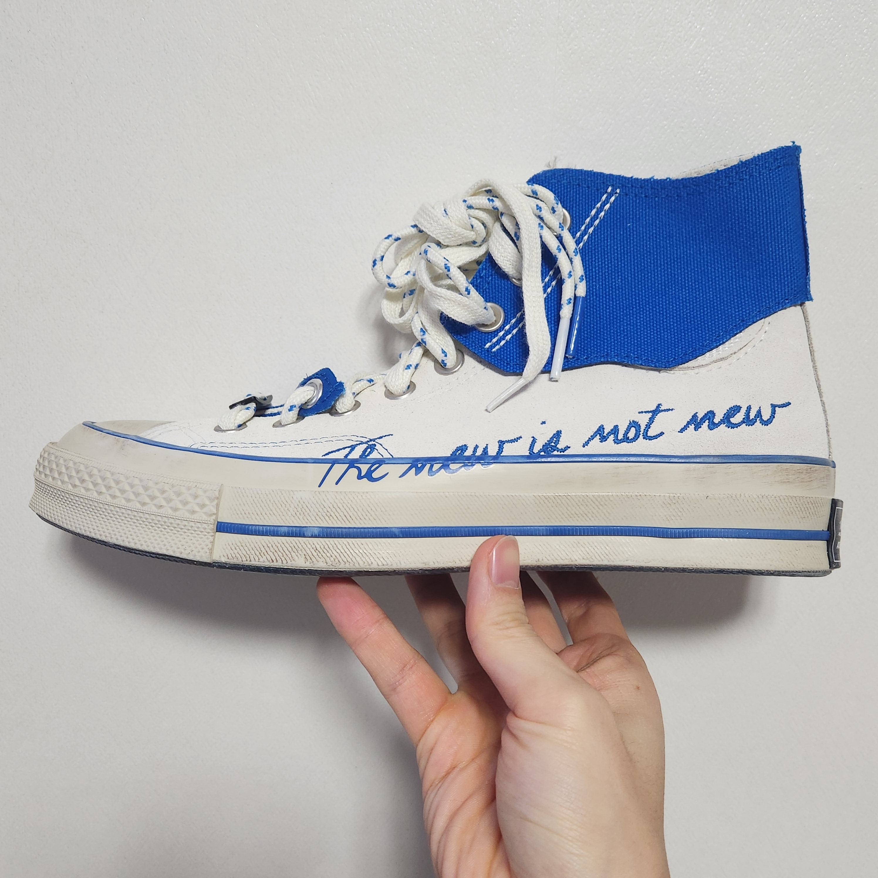 Converse x Ader Error Chuck 70 High White 착용 스타일 - 2