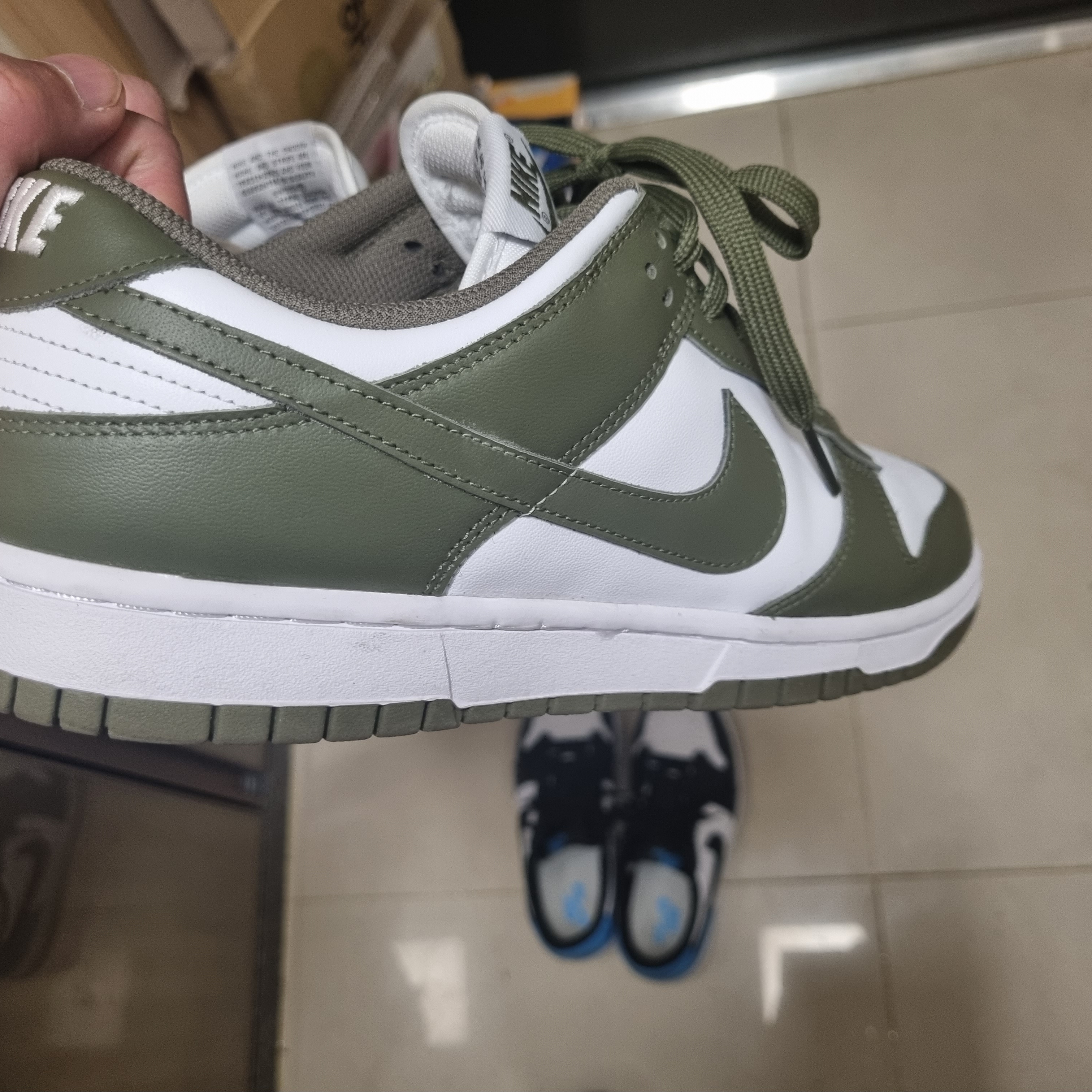 (W) Nike Dunk Low Medium Olive 착용 스타일