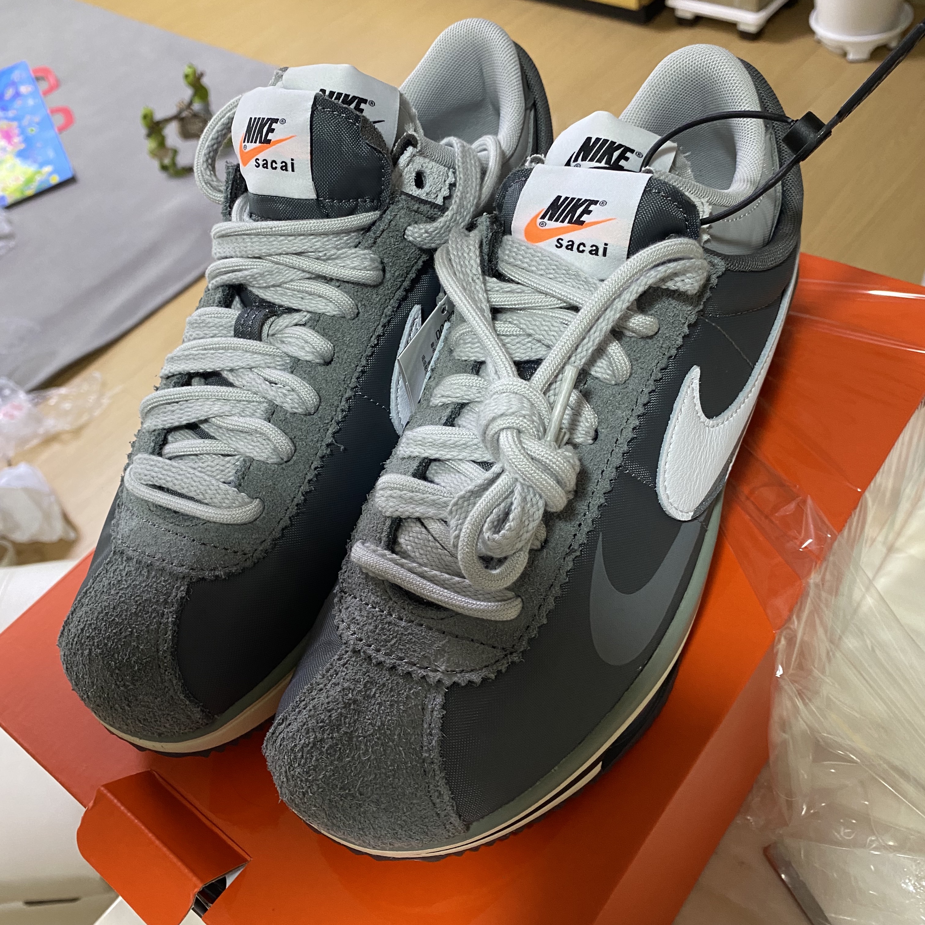 Nike x Sacai Zoom Cortez SP Iron Grey 착용 스타일