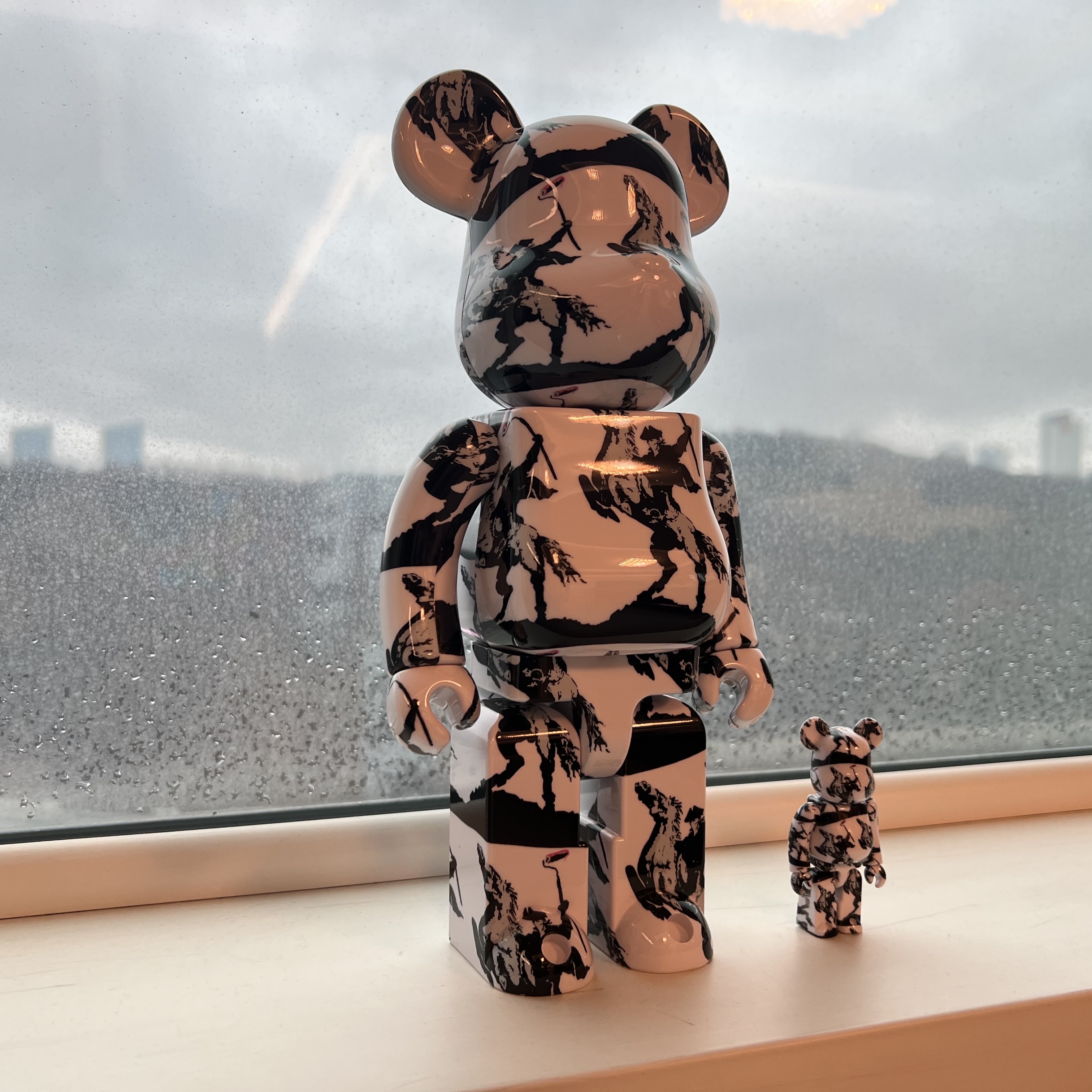 Bearbrick Highwayman 100% & 400% Set 착용 스타일 - 4