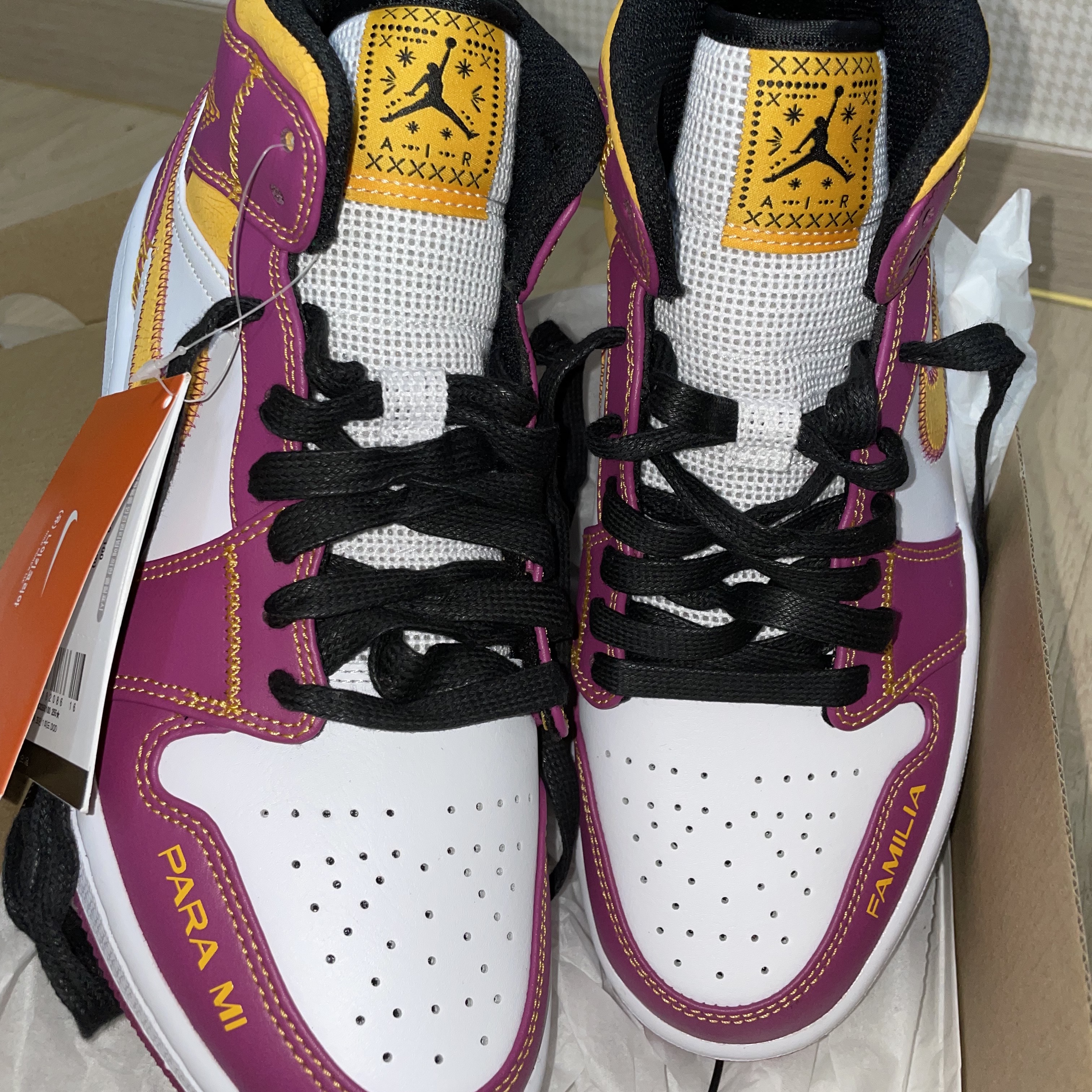 Jordan 1 Mid DOD Familia 착용 스타일 - 4