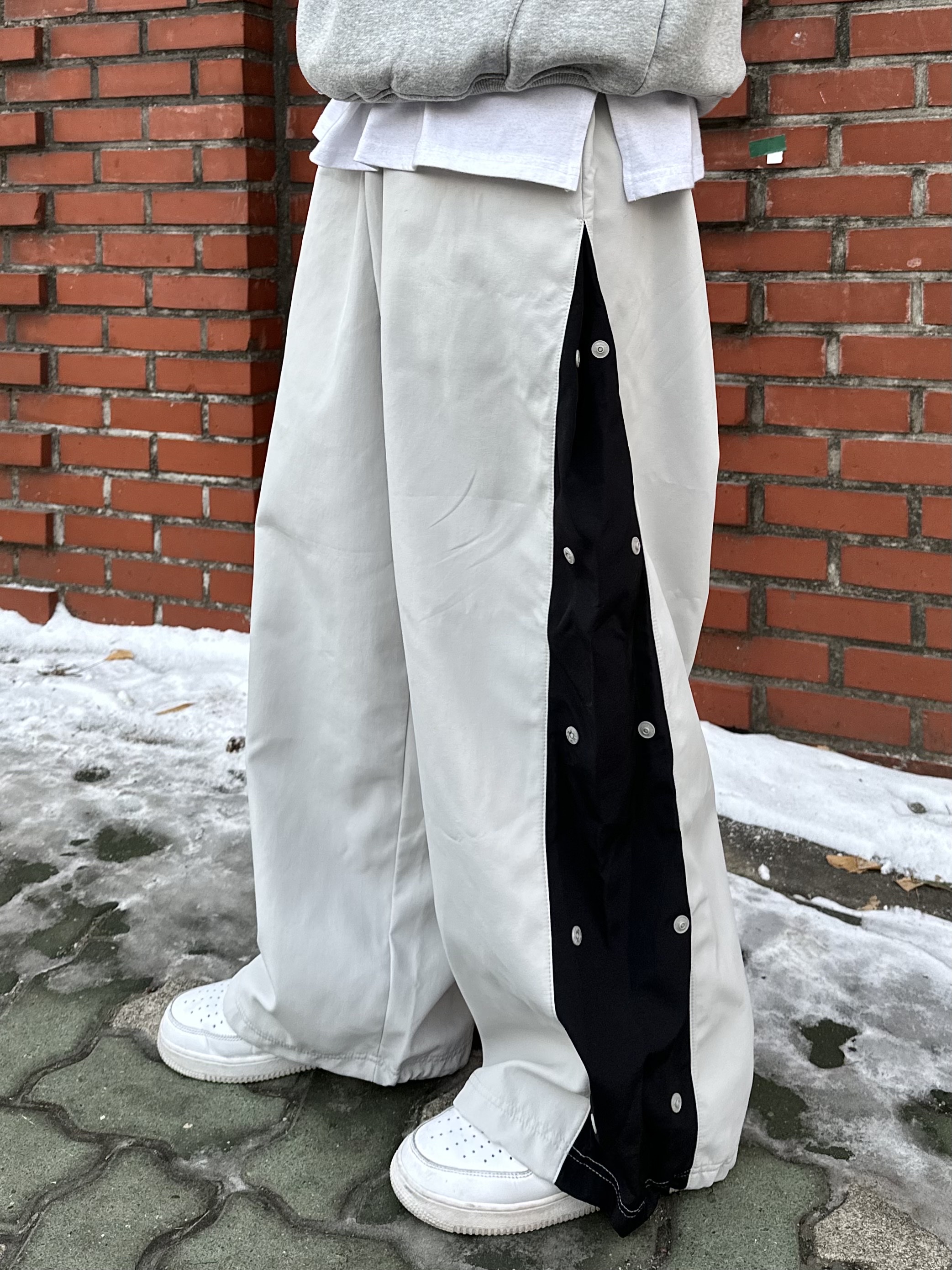 Nike Air Force 1 '07 Low White 착용 스타일 - 5