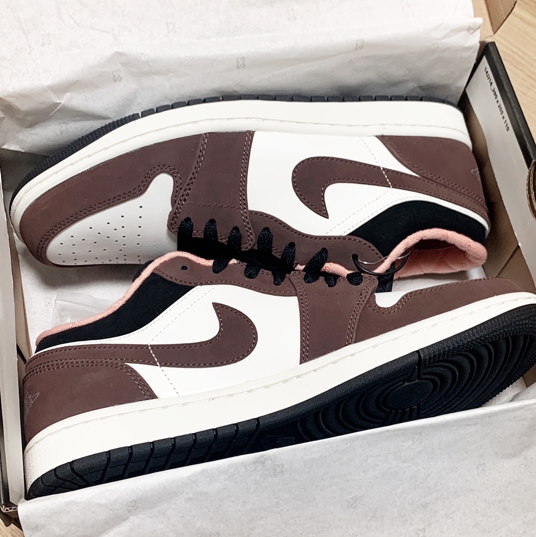 Jordan 1 Low SE Chocolate Bliss 착용 스타일