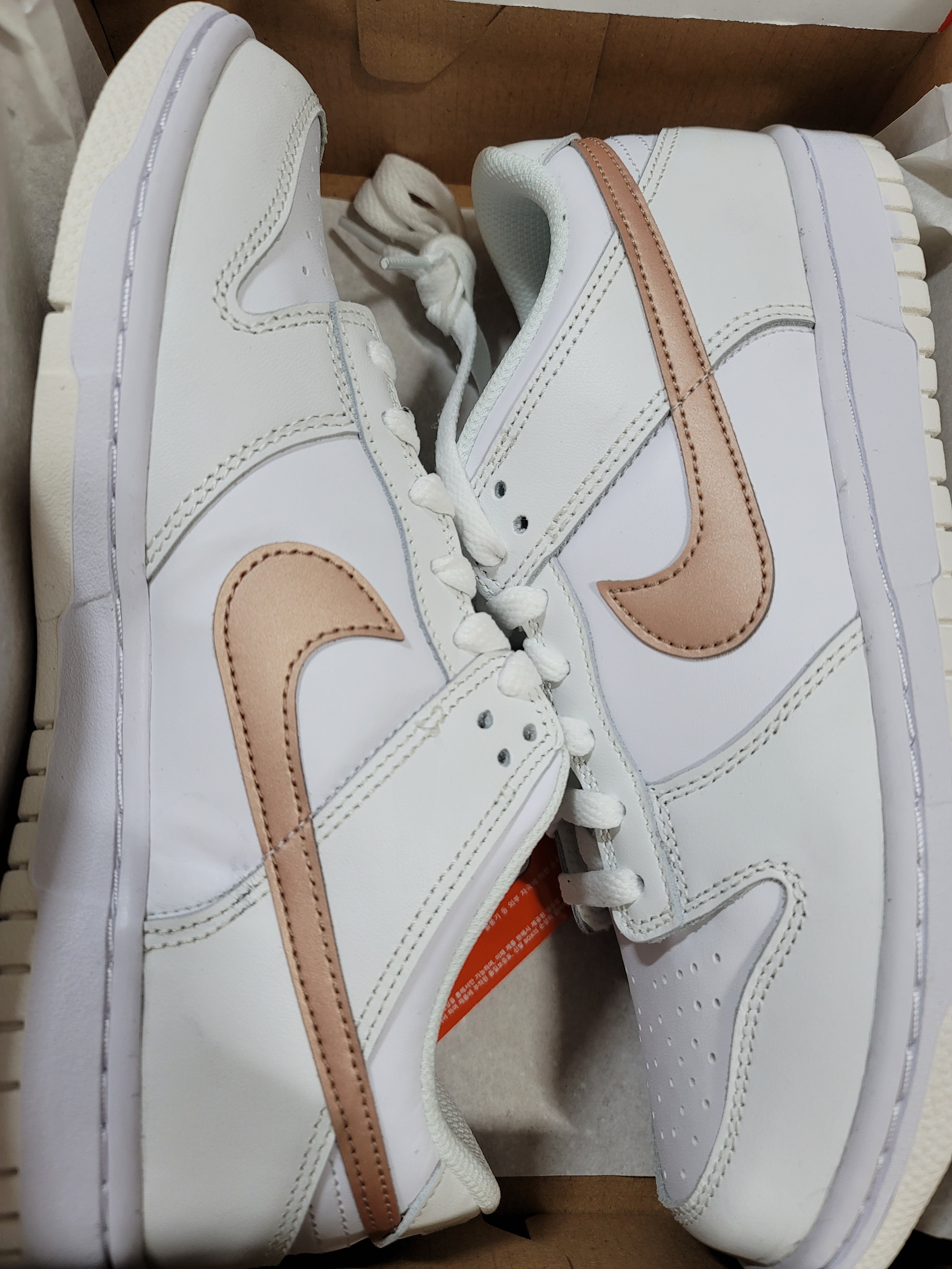(GS) Nike Dunk Low White Rose Pink 착용 스타일